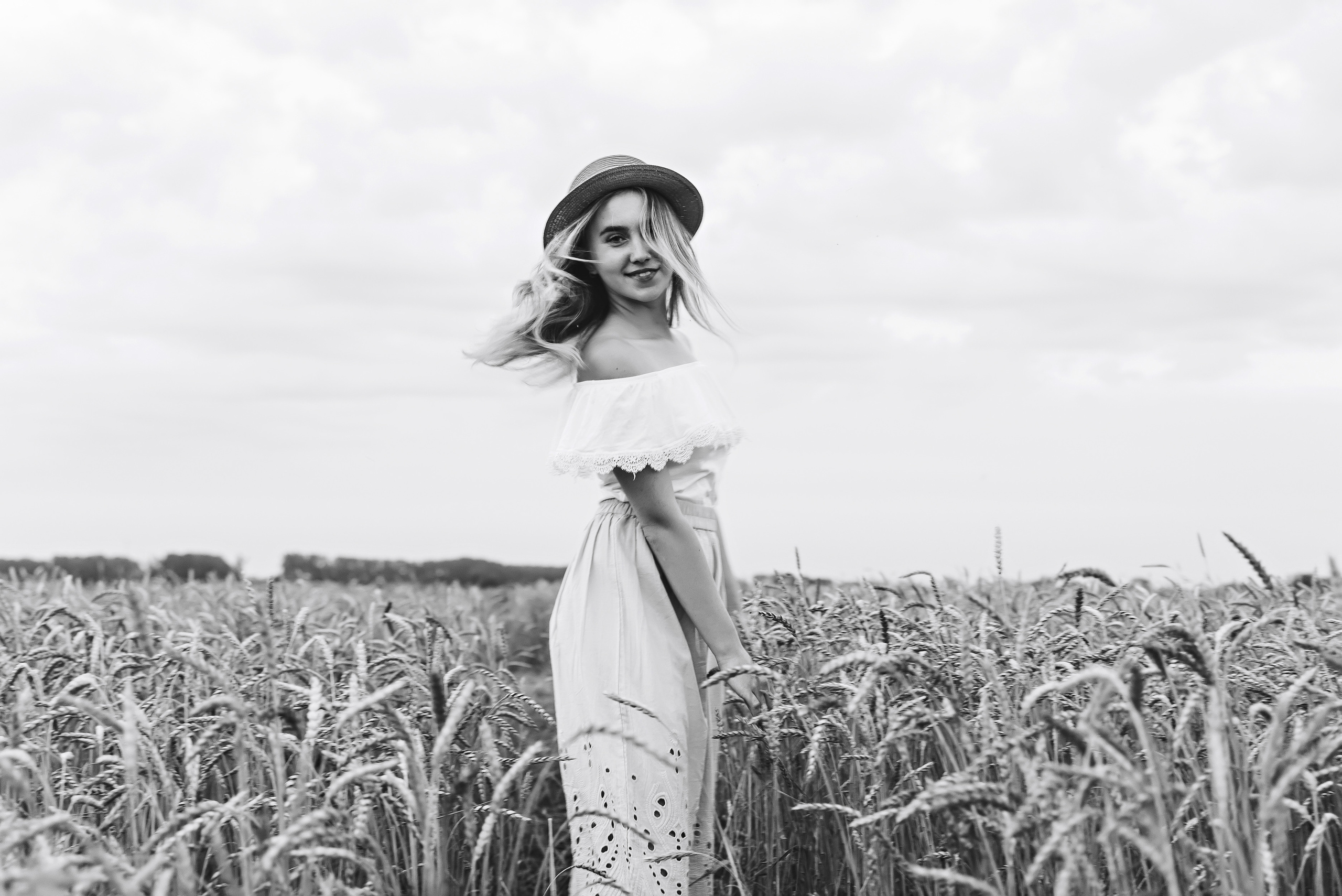 В поле. Семейный и свадебный фотограф в Новосибирске Мария Гоппе (Харина)