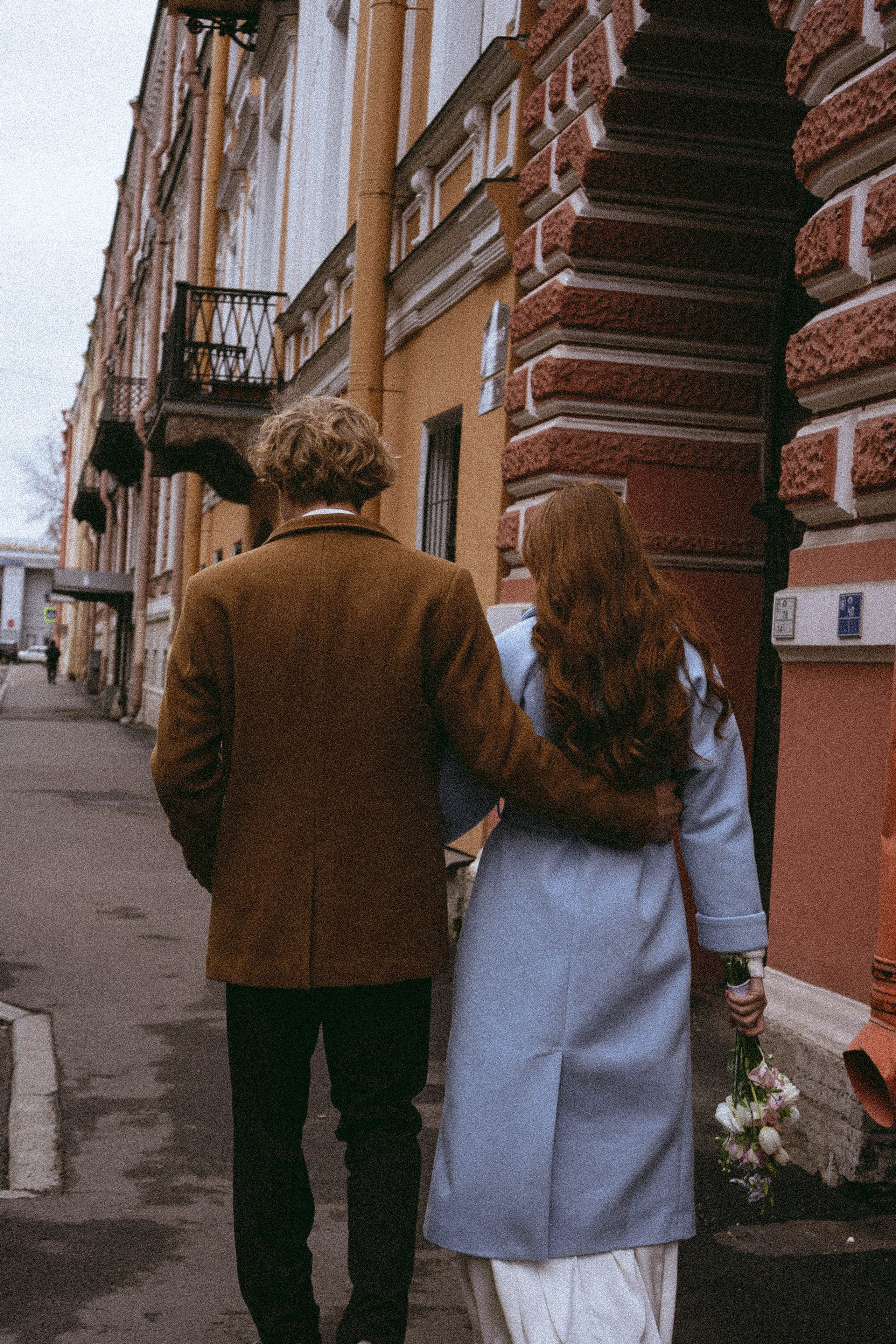 СВАДЕБНАЯ ПРОГУЛКА ПО ПЕТРОГРАДКЕ ВЕСНОЙ (ФОТОСЕССИИЯ ПАРЫ СВАДЕБНАЯ). Профессиональный фотограф, Санкт-Петербург — Виктория Богомолова