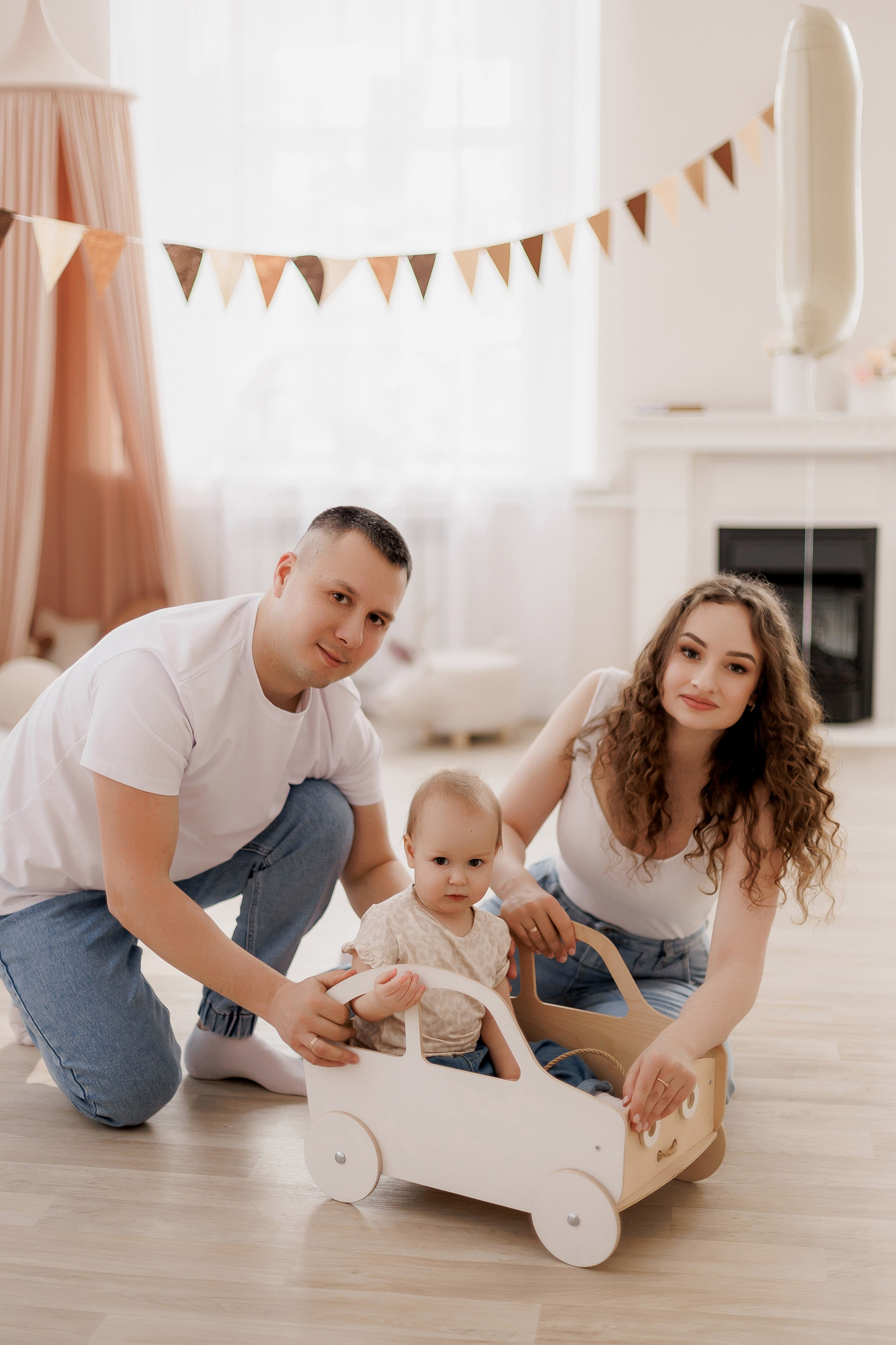Алена, Максим и Ксюшенька. Свадебный и портретный фотограф в Миассе Филиппенко Дарья