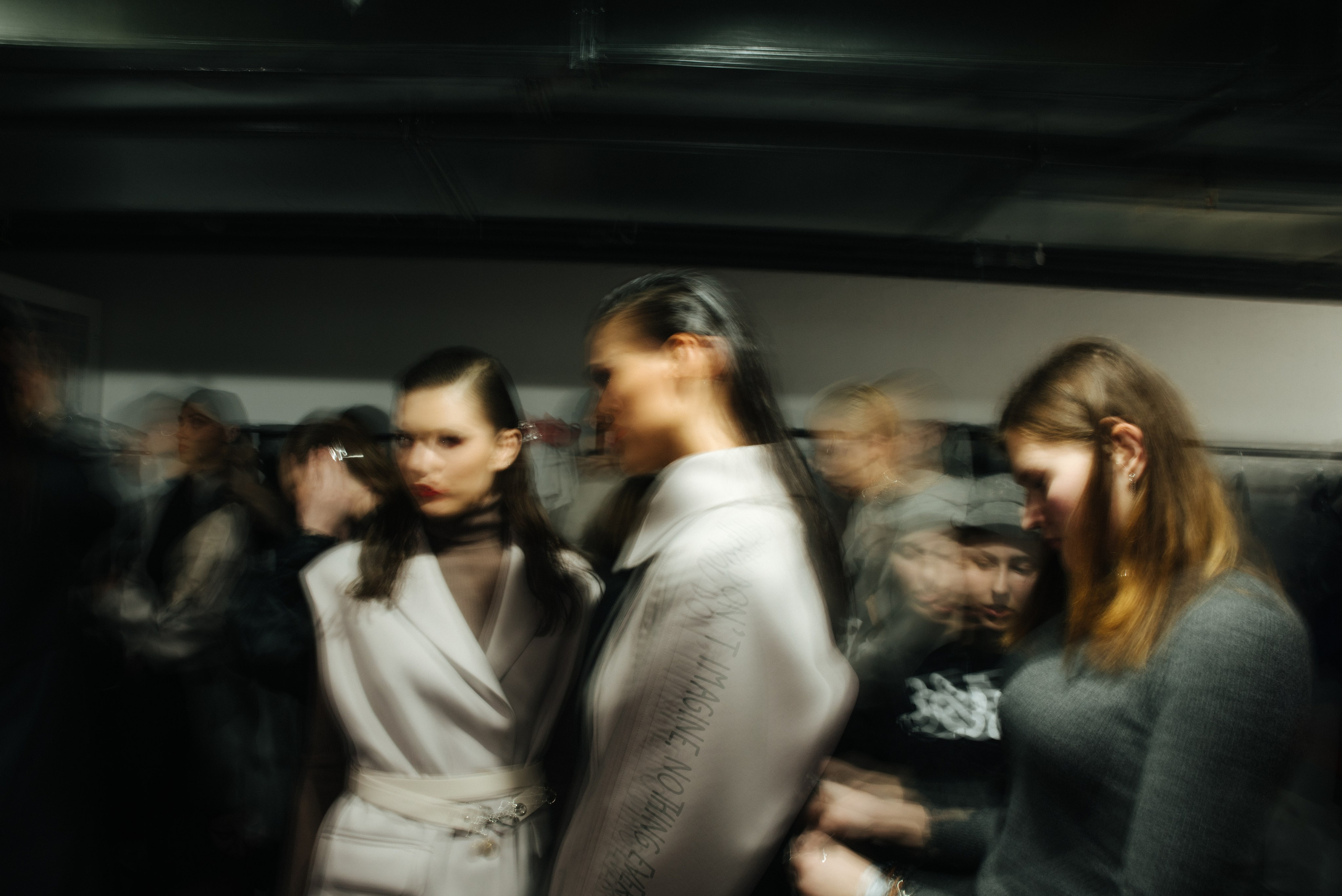 Показы и бэк. Рекламный и имиджевый фотограф Кужаков Николай