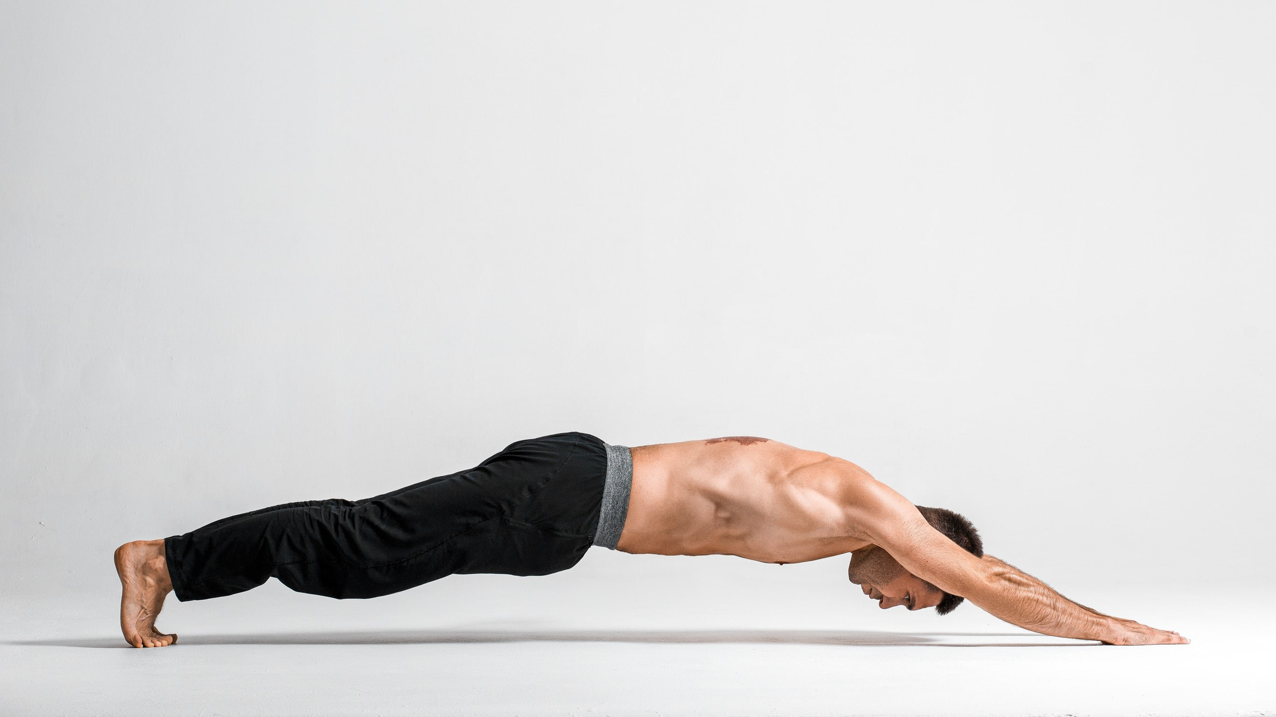 Фотографии йоги: эстетика и гармония. Фотограф Москва Денис Косых — портреты, йога, творческие съёмки