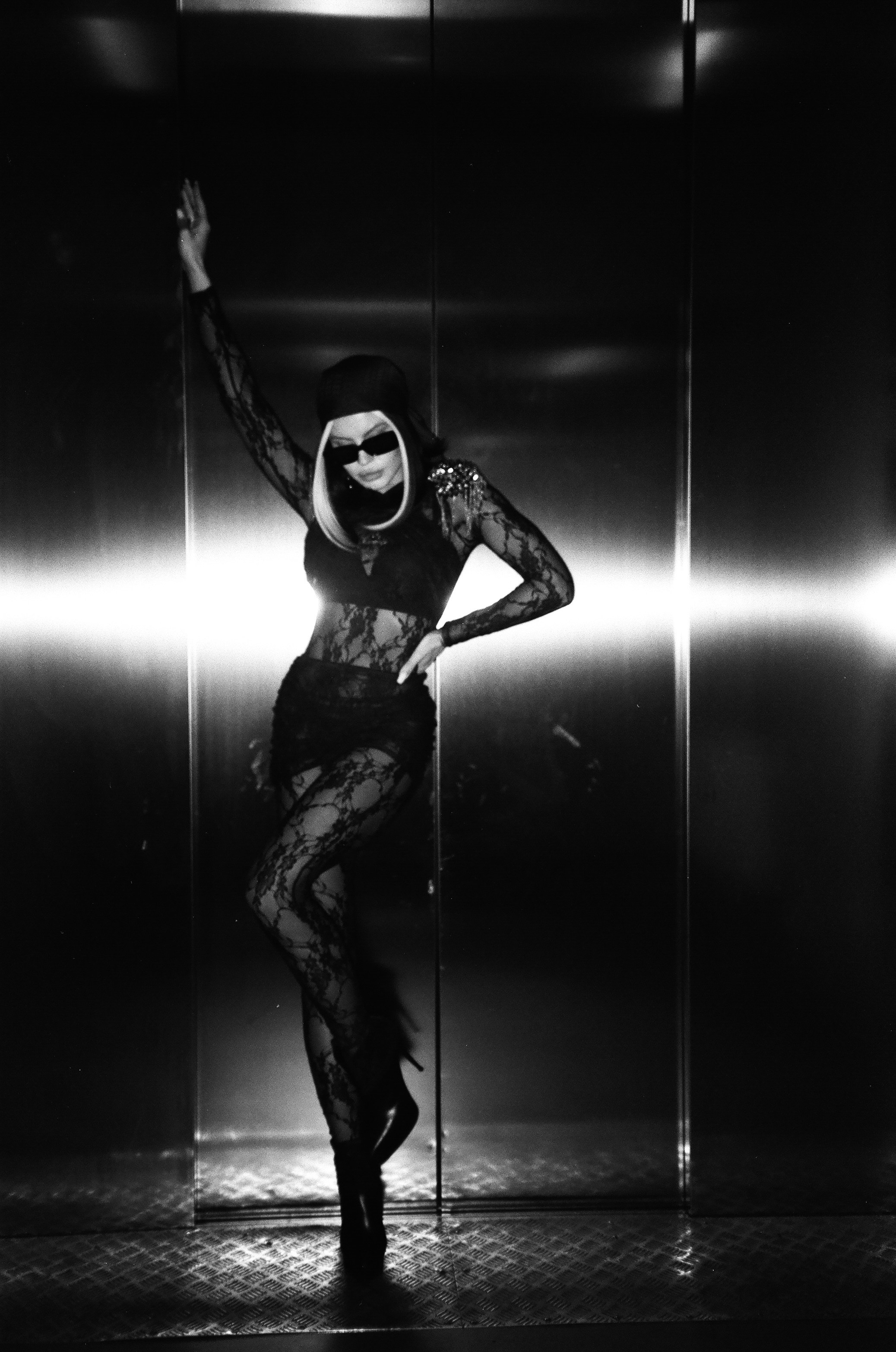 Fashion week 24 (Kodak 35 mm). Home