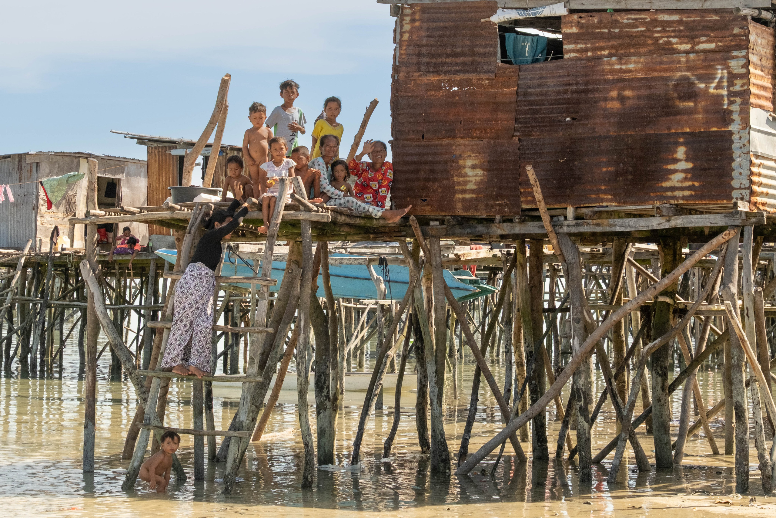 Остров. Цыгане. Фотографии из путешествий