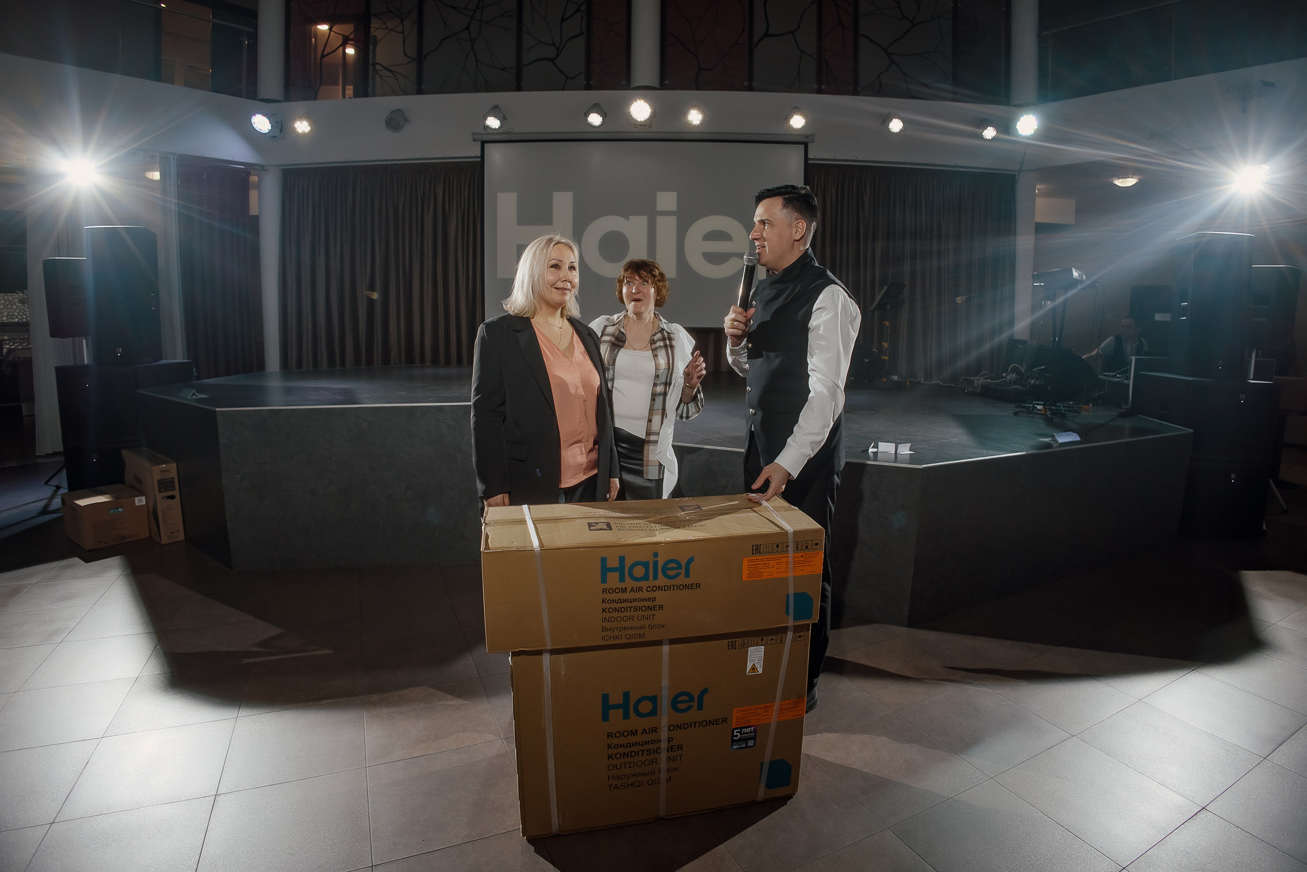 Haier. Свадебный фотограф