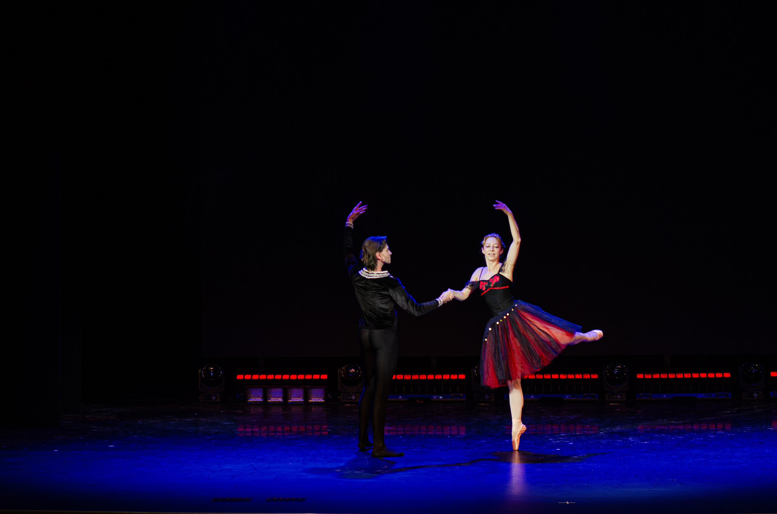 Гала-концерт Всероссийского фестиваля любительского балета Aurora PRIX — 2026. Портретный и репортажный фотограф в Санкт-Петербурге Варвара Жукова