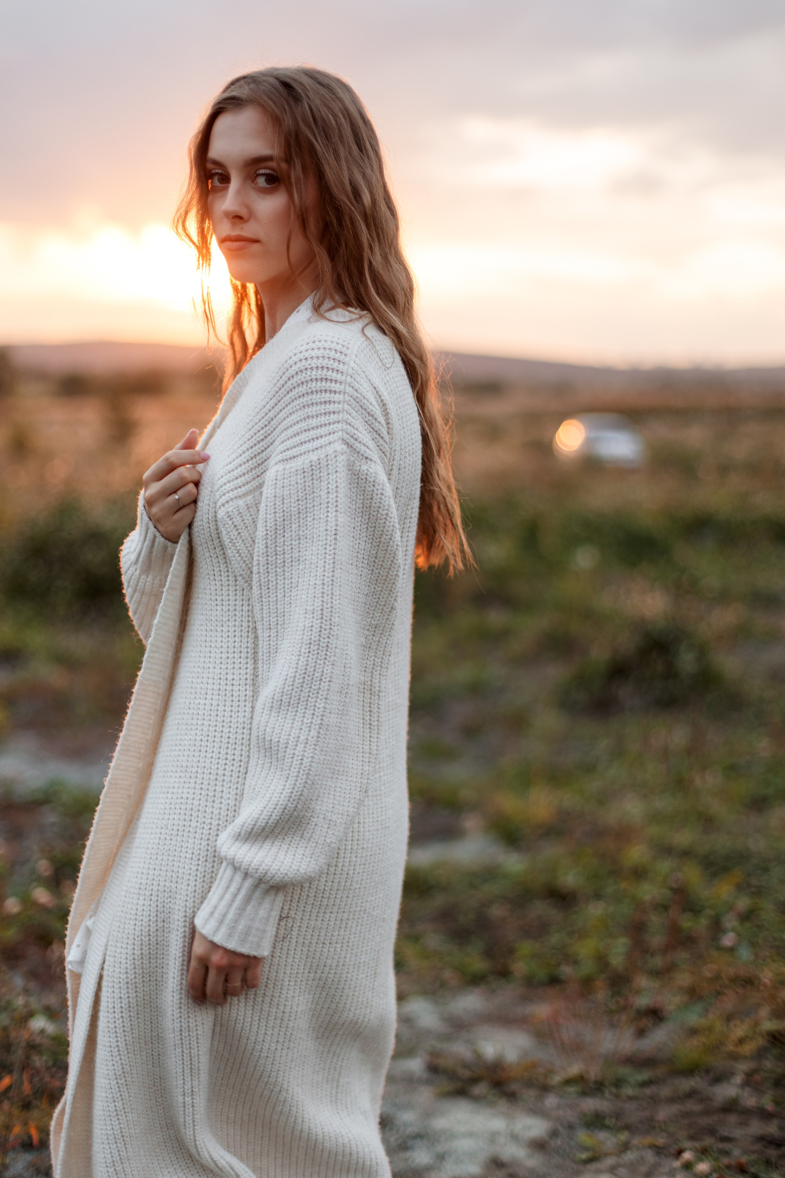 Закат, поле. Свадебный и семейный фотограф Екатеринбург Настя Саедгалина