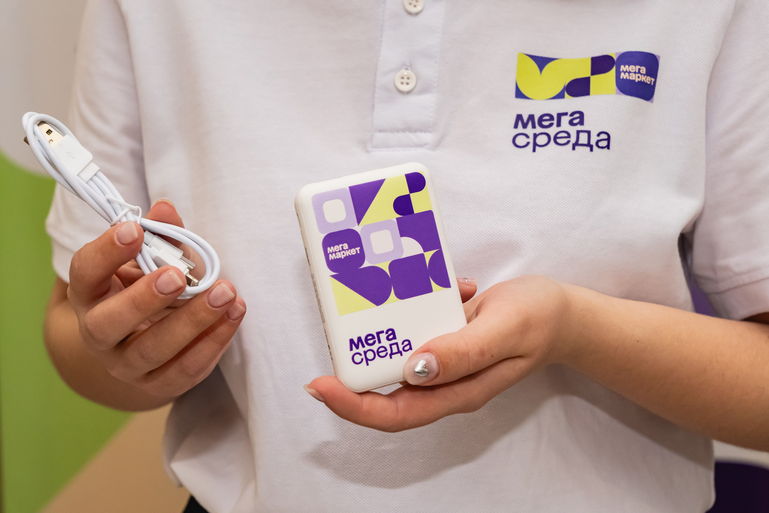 Мегасреда. Занимаюсь профессиональной фотографией и живу рядом с Байкалом. Работаю в разных жанрах