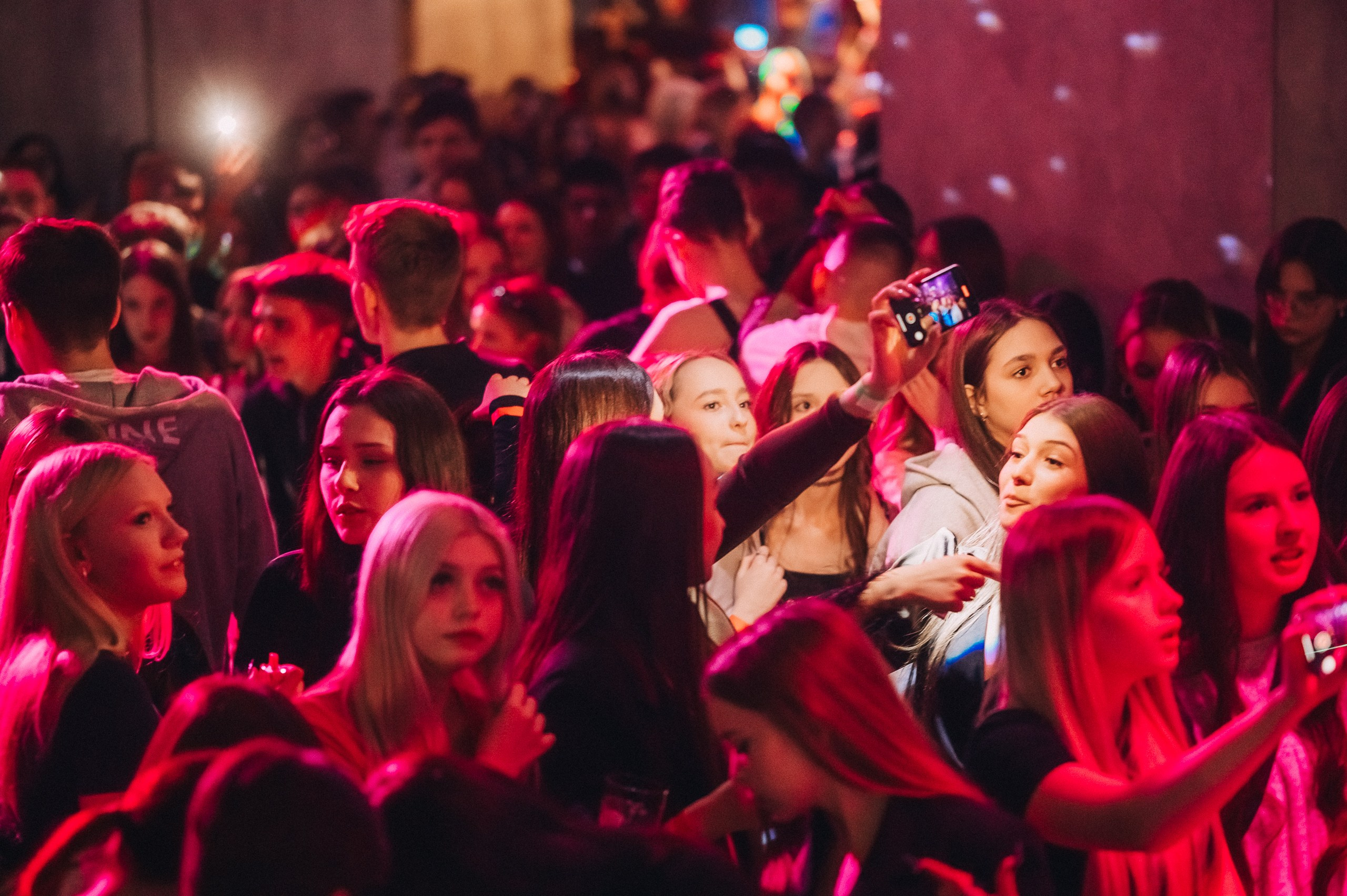 8 MARCH WOMENS DAY PARTY. Фотограф в Кемерово Владислав Шульц