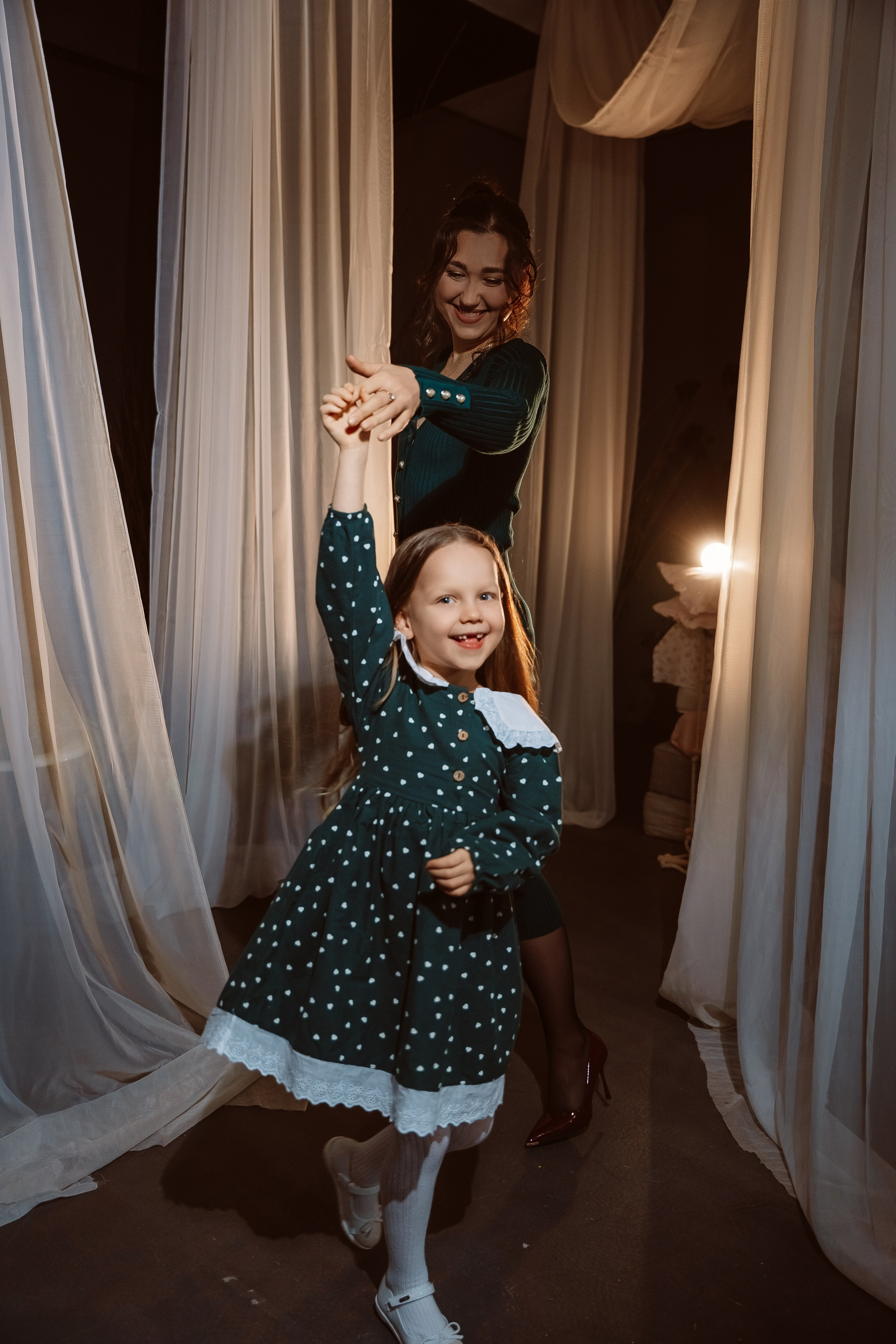 Елена, Ксюша, Полина