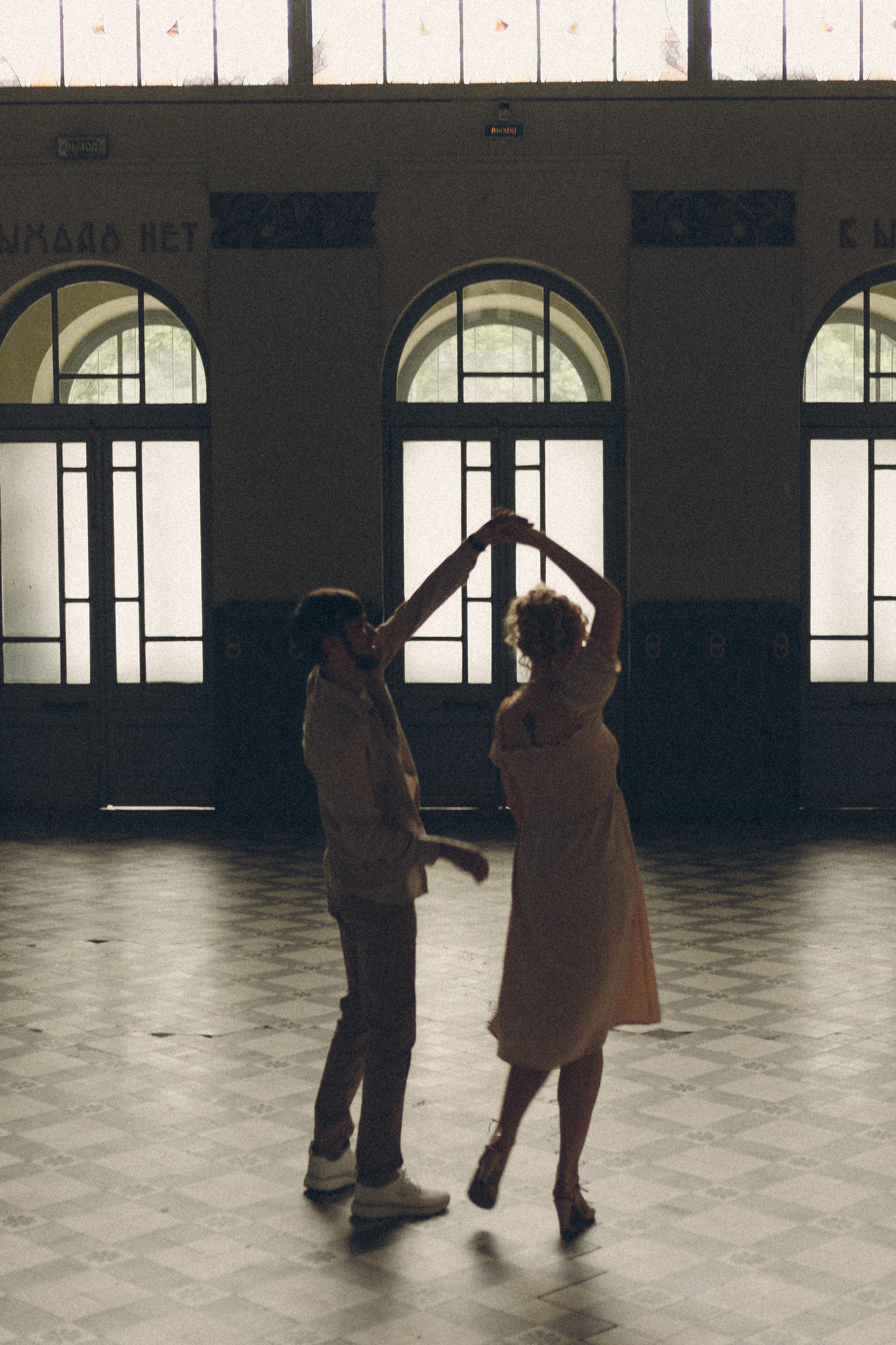 ПРОГУЛКА НА ВИТЕБСКОМ ВОКЗАЛЕ. Профессиональный фотограф, Санкт-Петербург — Виктория Богомолова
