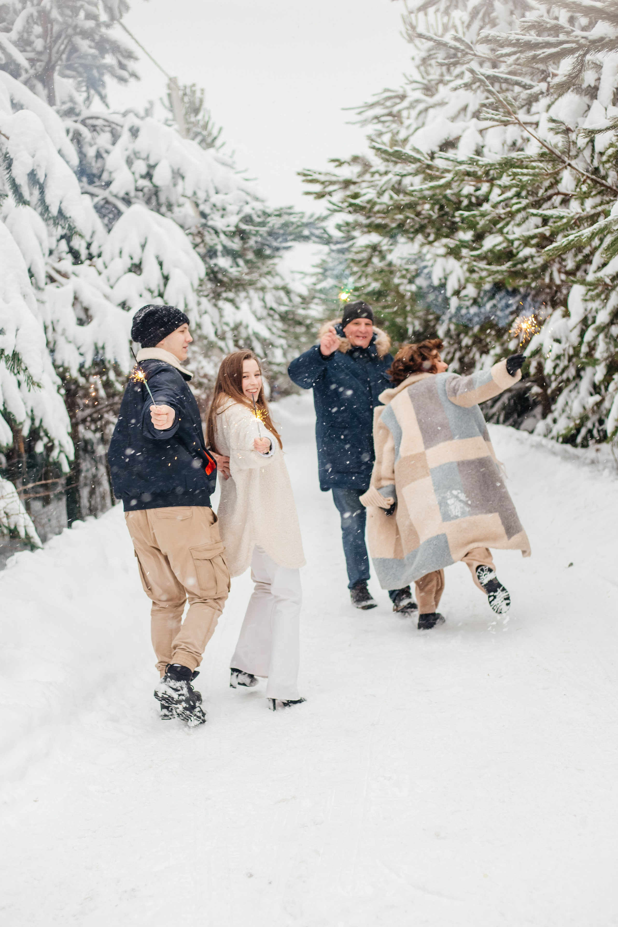 Семейная фотосессия зимой. Коммерческий фотограф в Москве, Наталия Горячева