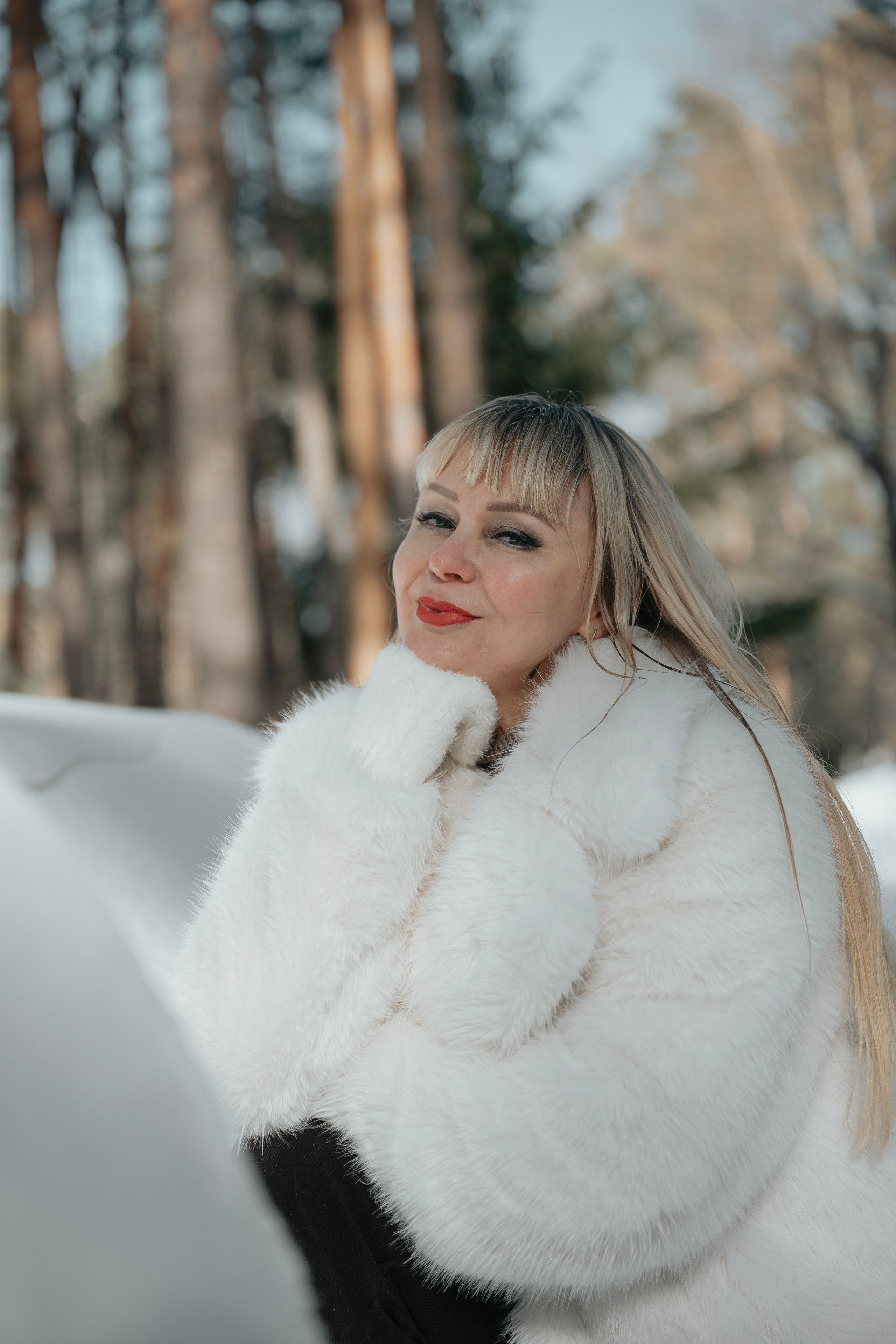 Фотосессия в заснеженном лесу. Элла. Свадебный фотограф в Казани, и Зеленодольске Радик Мухаметов