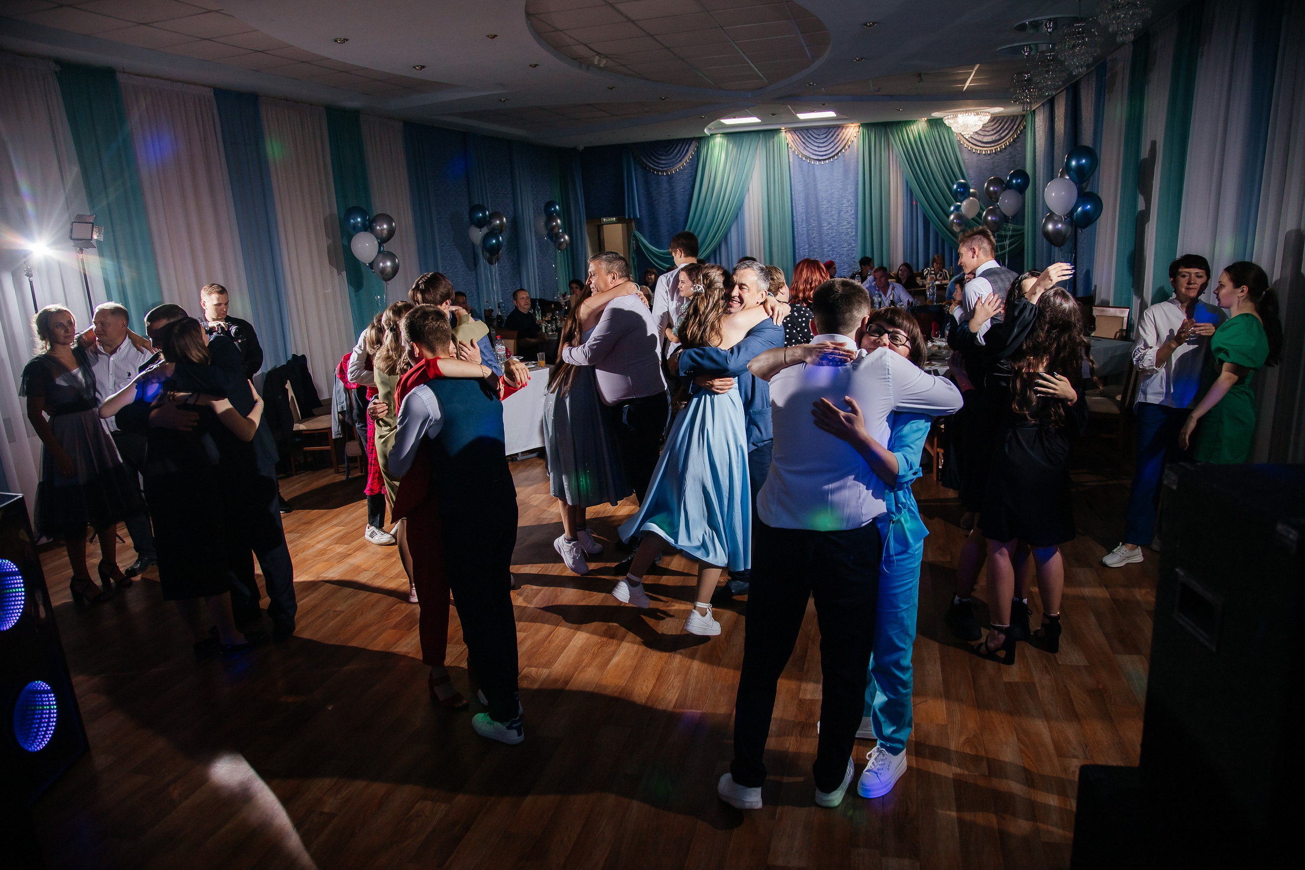 Выпускной. Креативный и женский Фотограф Омске Наталья Лебедева