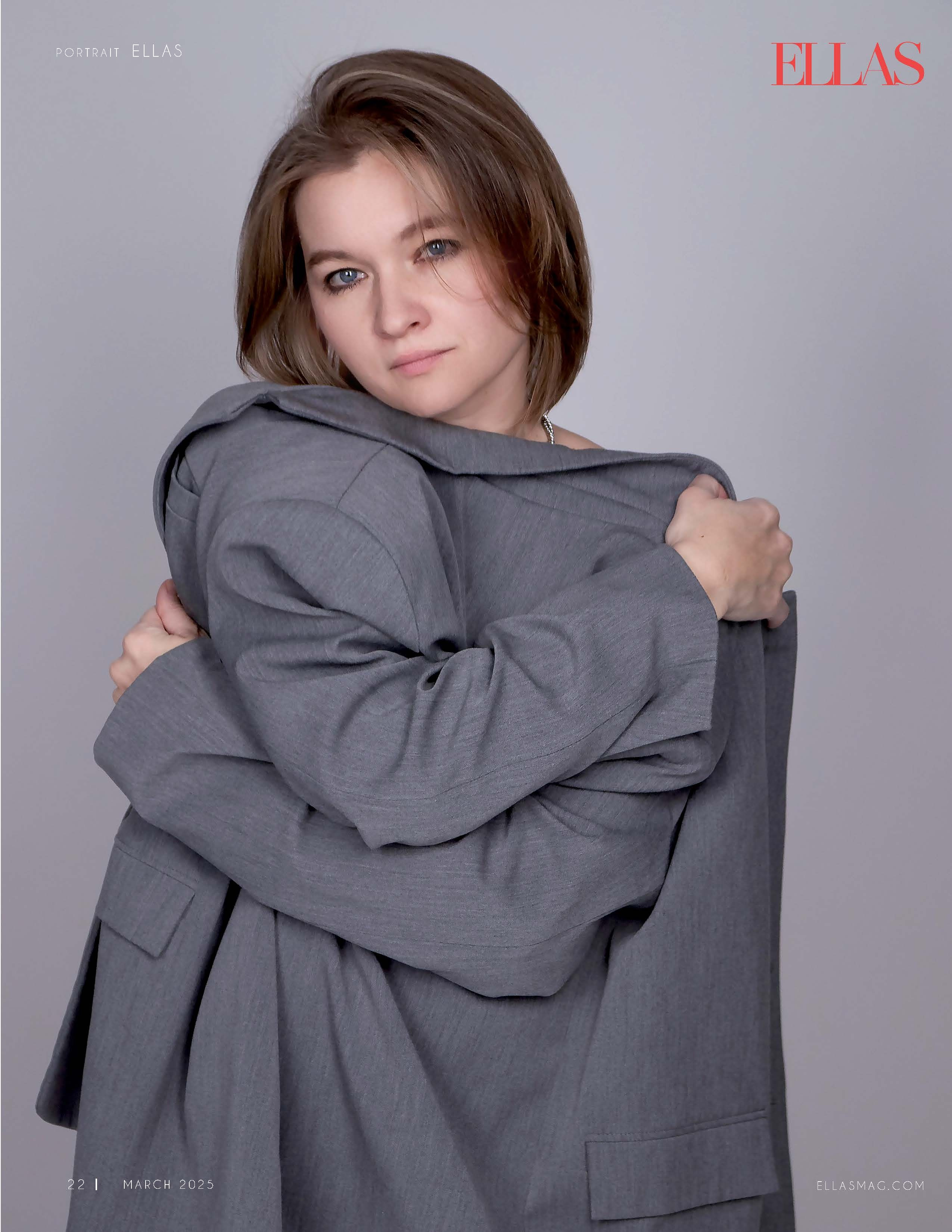 Женщина прекрасна в любом возрасте. Публикация в журнале ELLAS. Портретный фотограф в Санкт-Петербурге Савельева Ольга