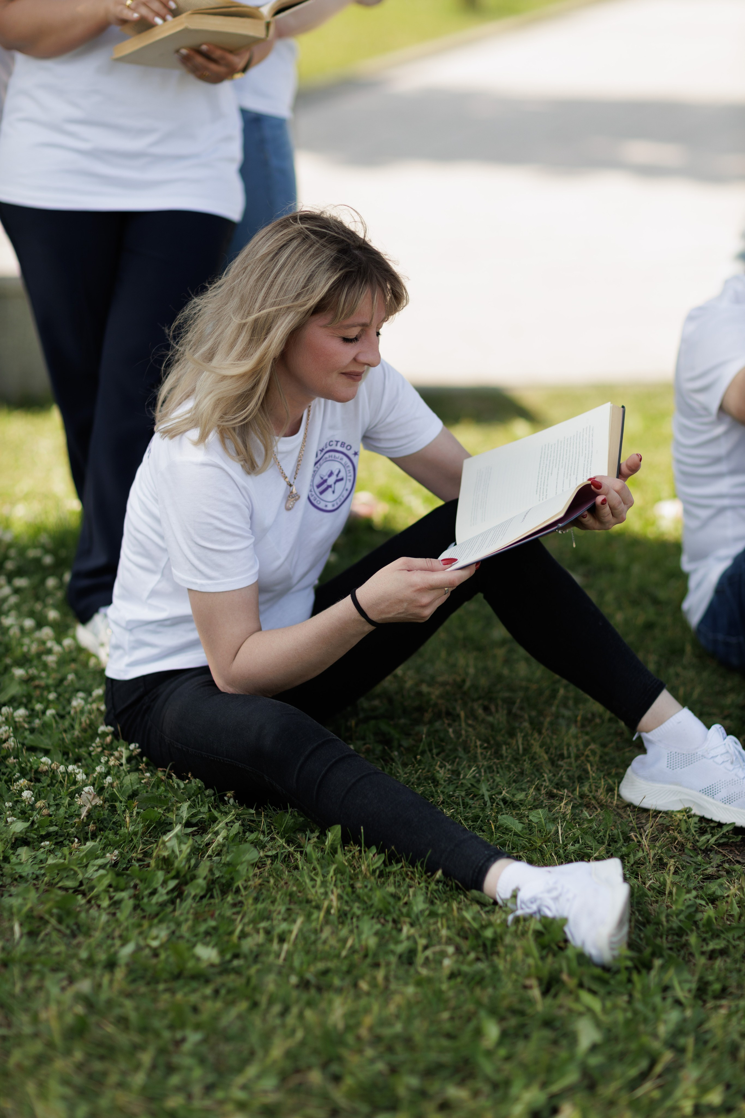 Репортажные фото съёмки клипа от родителей выпускникам. Свадебный фотограф в Воронеже Александр Работкин