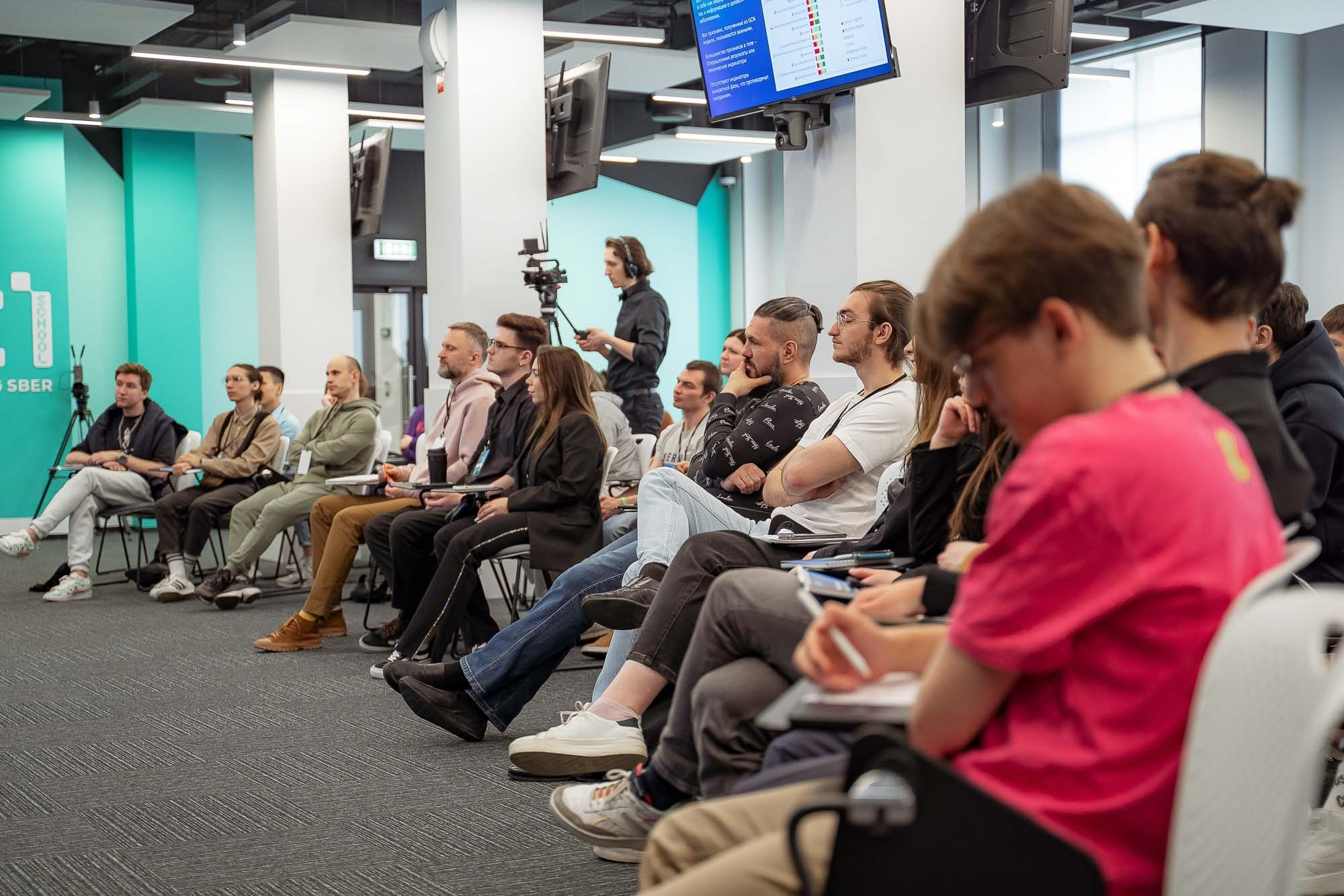СБЕР AIJ в Школе 21. Сергей Кошкин. Репортажная и ивент-фотография в Сургуте