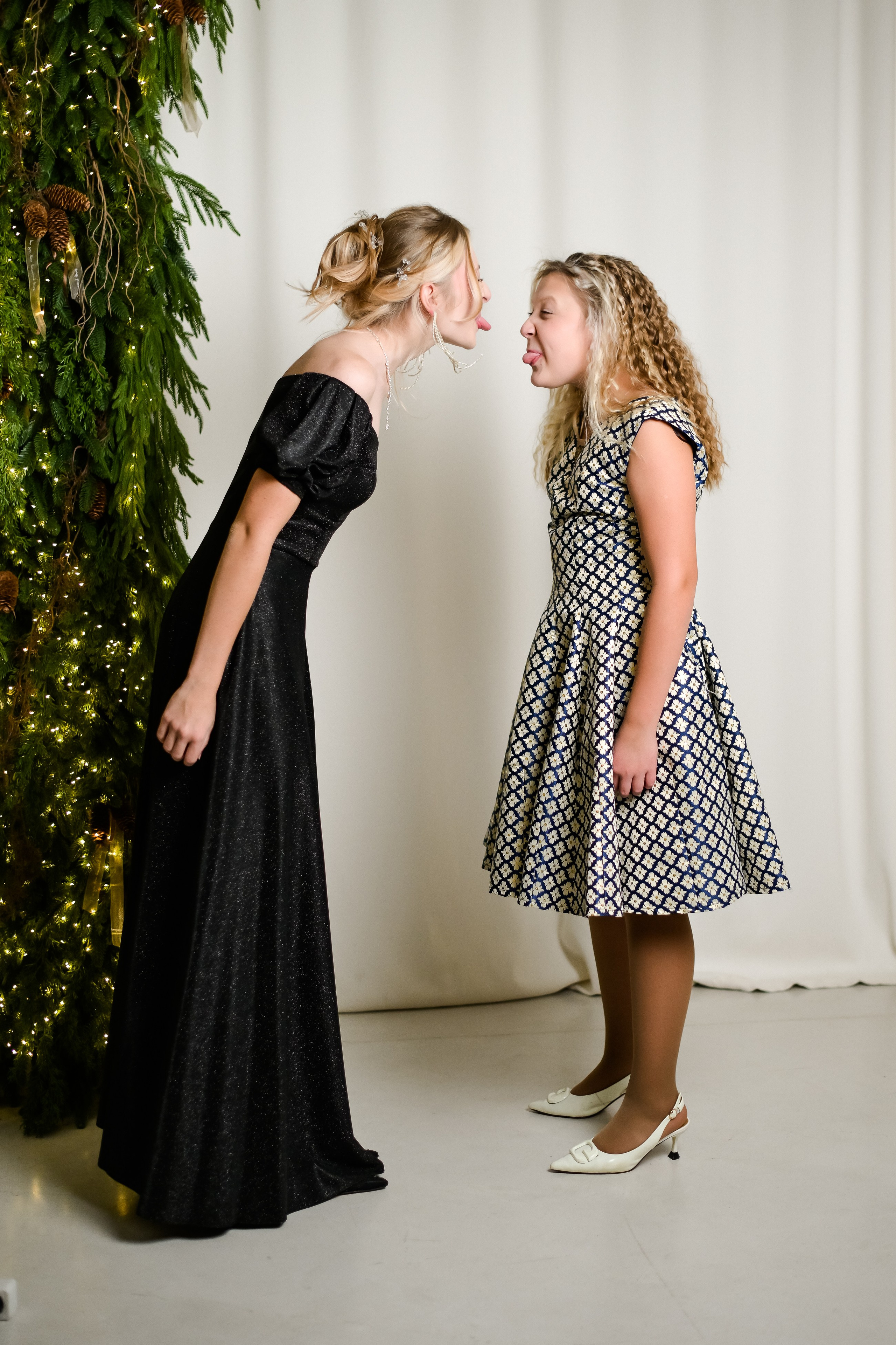 Семья Александра, Сашеньки, Юленьки и Катюши