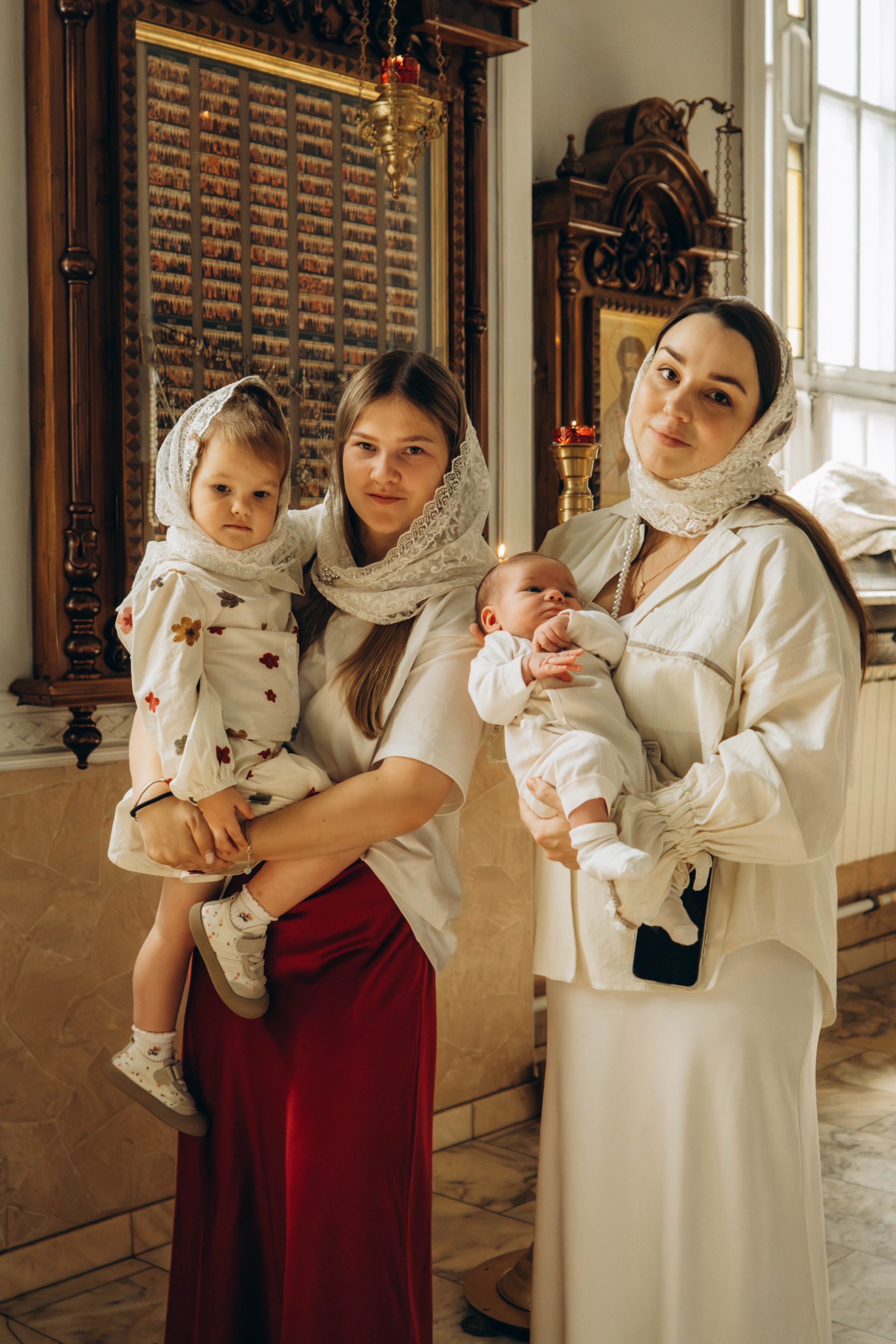 Крещение Макара. Фотограф Москва Валерия Веденина