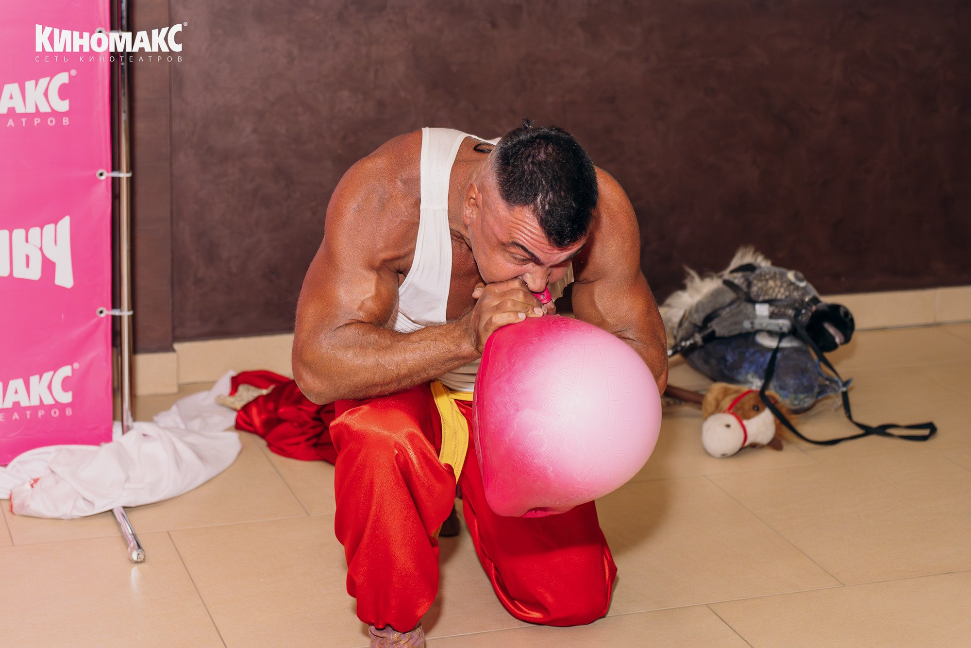 Репортажная съемка встречи актера со зрителями. Свадебный и репортажный фотограф в Ярославле Евгений Сальников