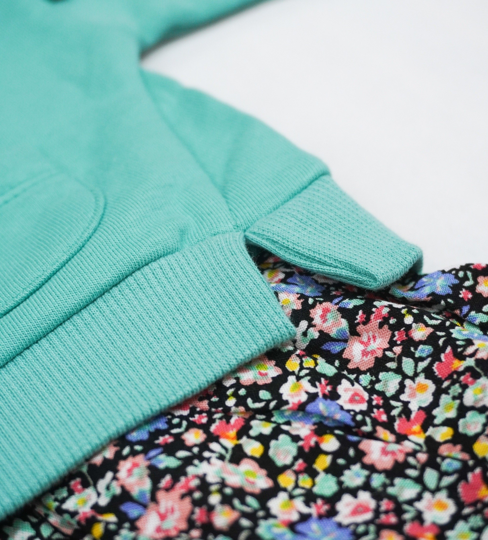 Одежда. Кузнецова Мария — профессиональный фотограф в Санкт-Петербурге | Предметная фотосъёмка, модельные тесты, актёрское портфолио, концерты