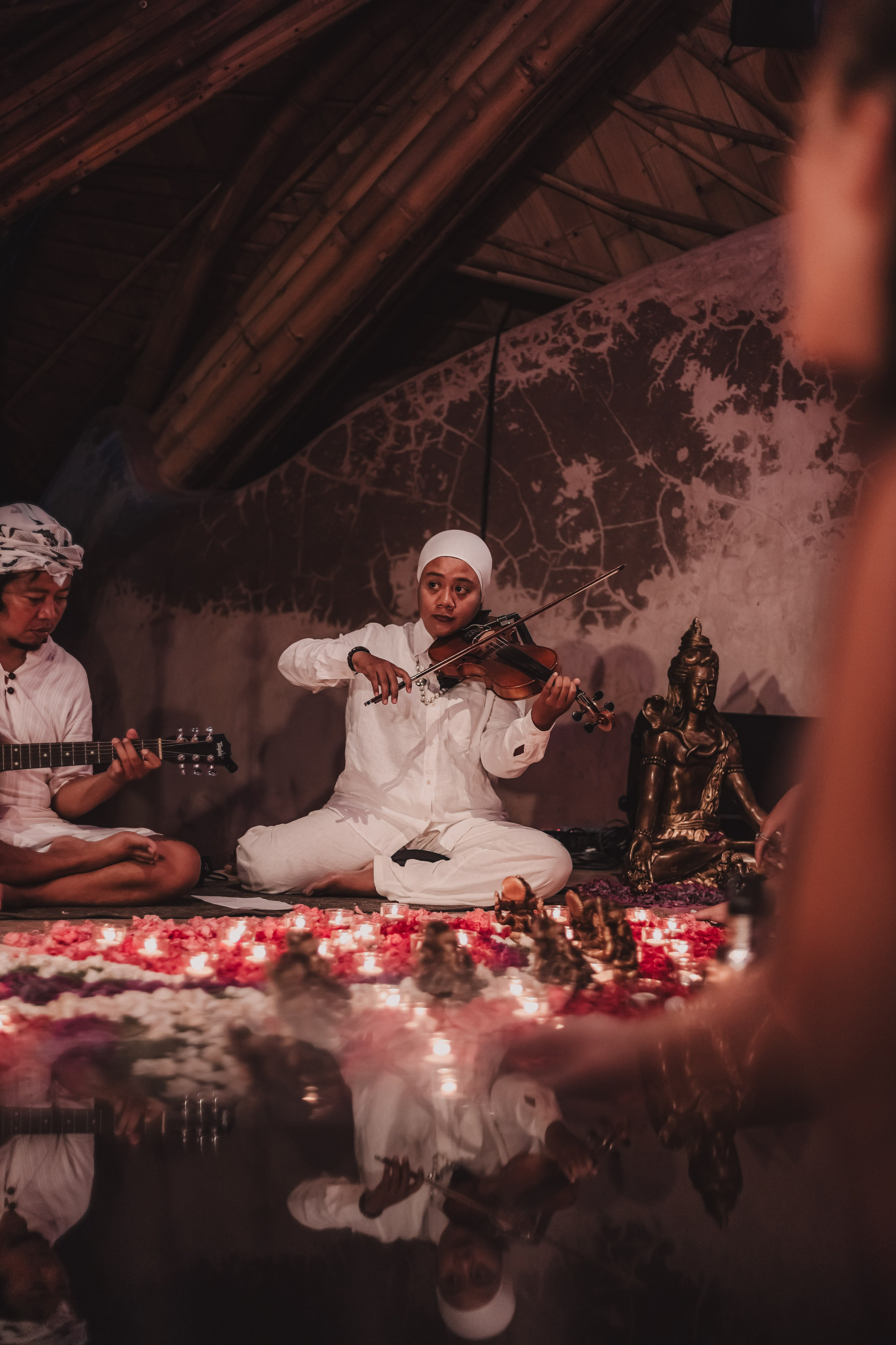 Bhakti Bliss kirtan at Alchemy. Mariam Bagdasaryan