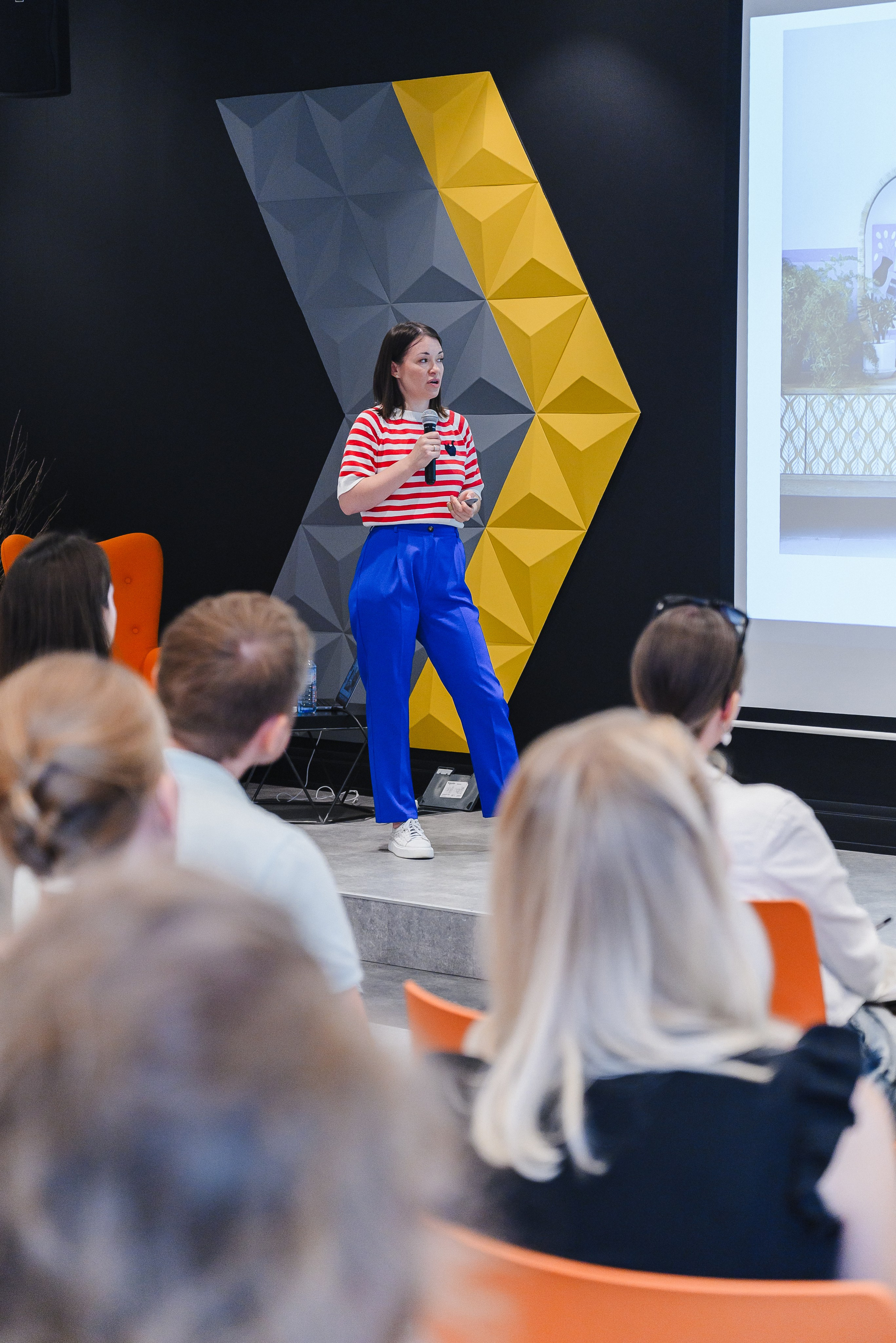 Семинар-экскурсия. Искусство колористики: современные подходы к выбору цветовых палитр. Фотограф Лопаткина Ирина