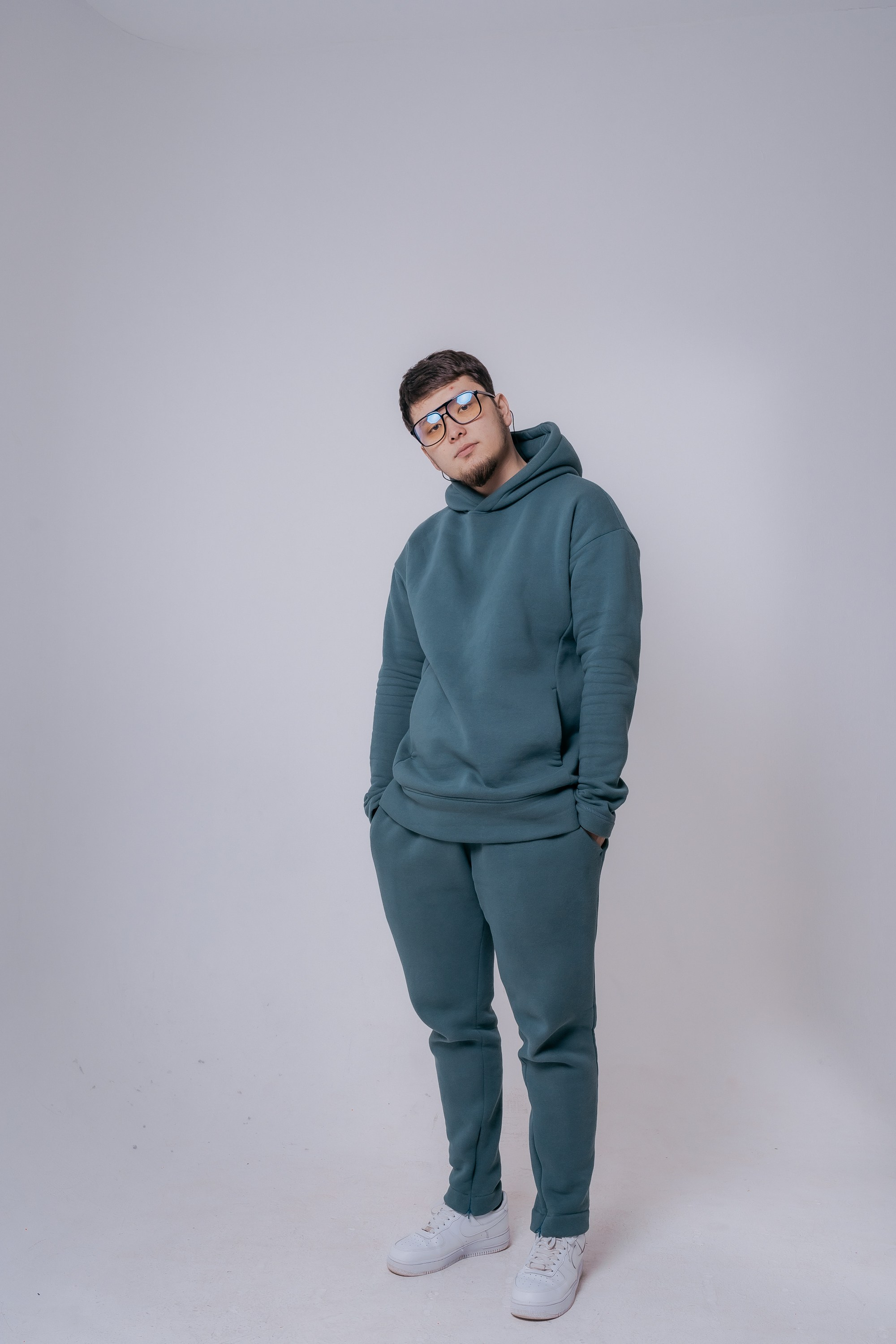 Одежда — Лукбук / Кампейн