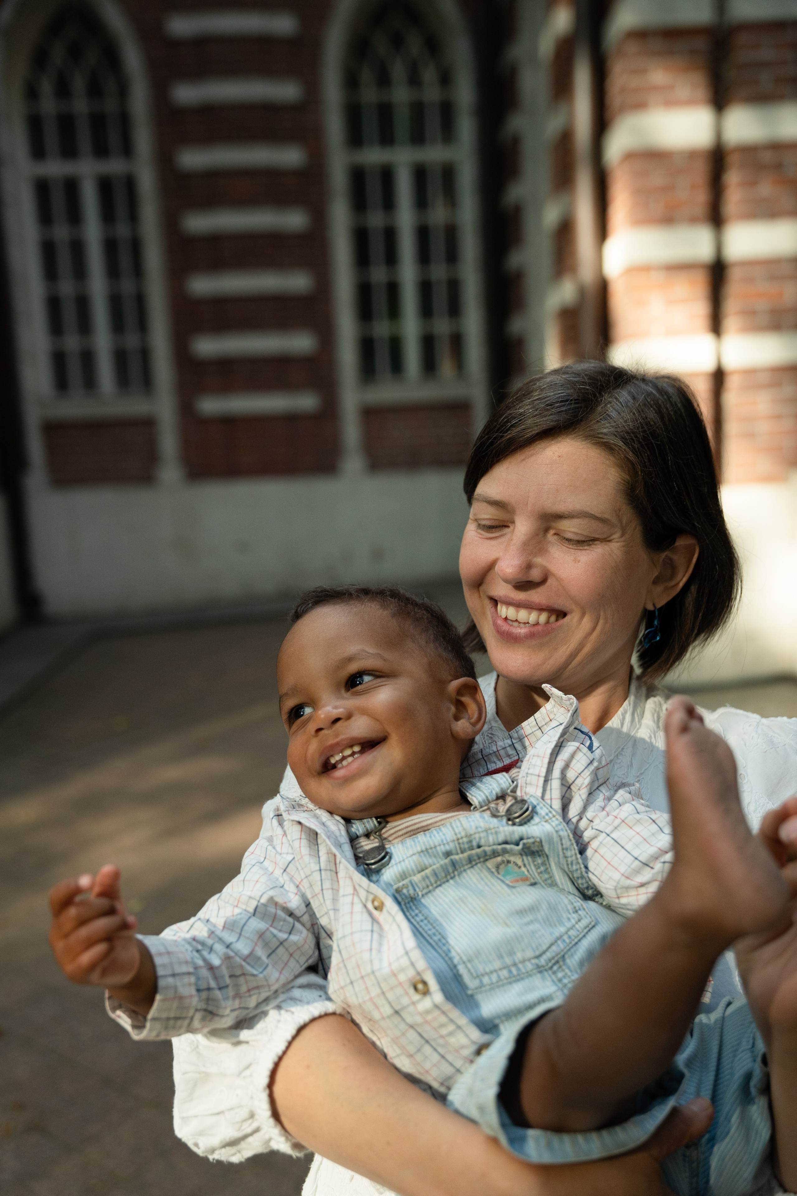 Родом из Англии. Главная