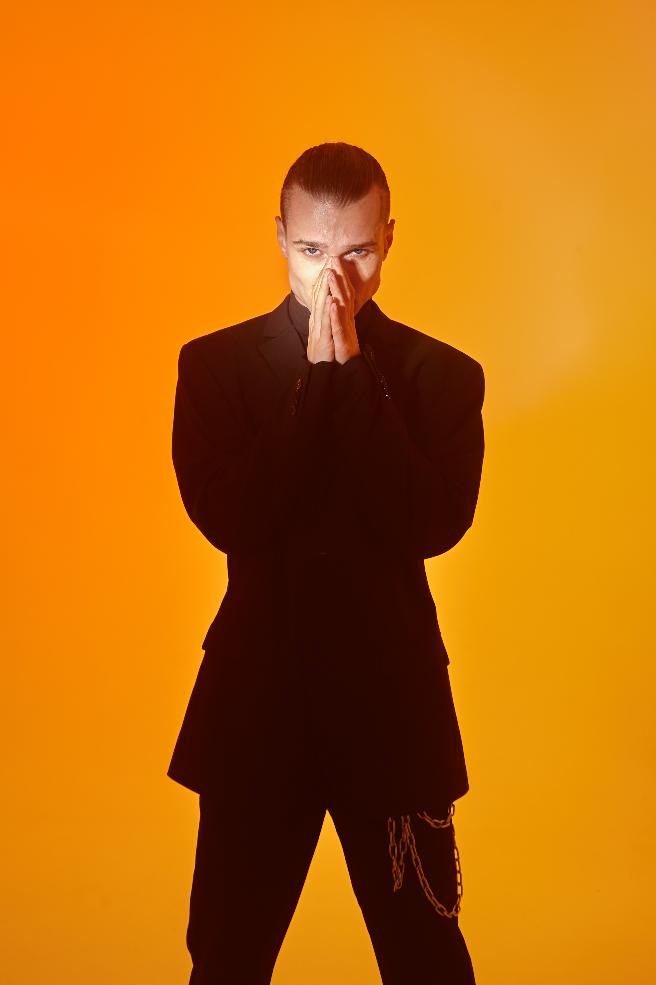 This man. Photographer & retoucher