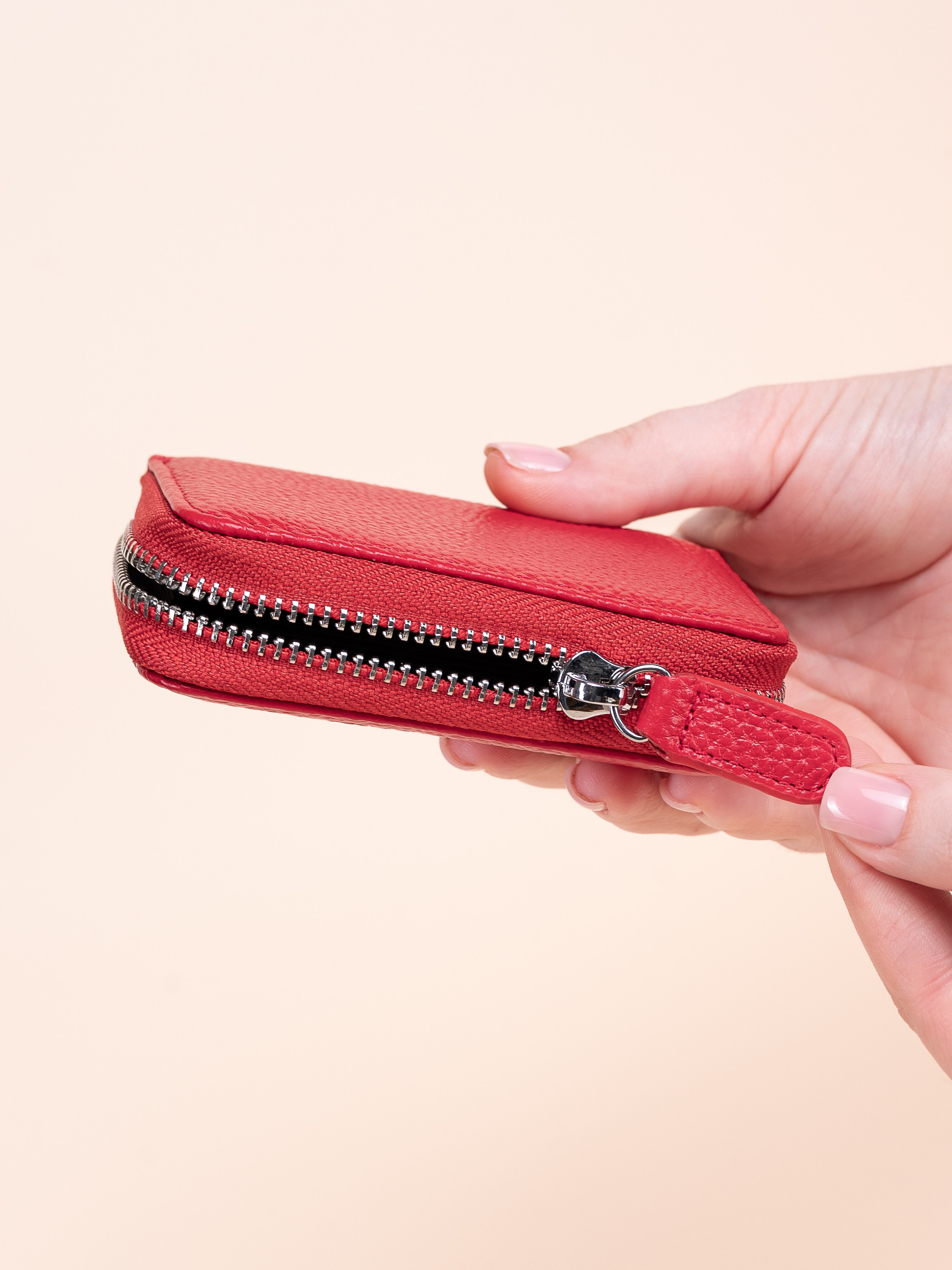 Кошельки/картхолдеры серия 3. Предметный фотограф, фото для маркетплейсов Пятигорск, КМВ