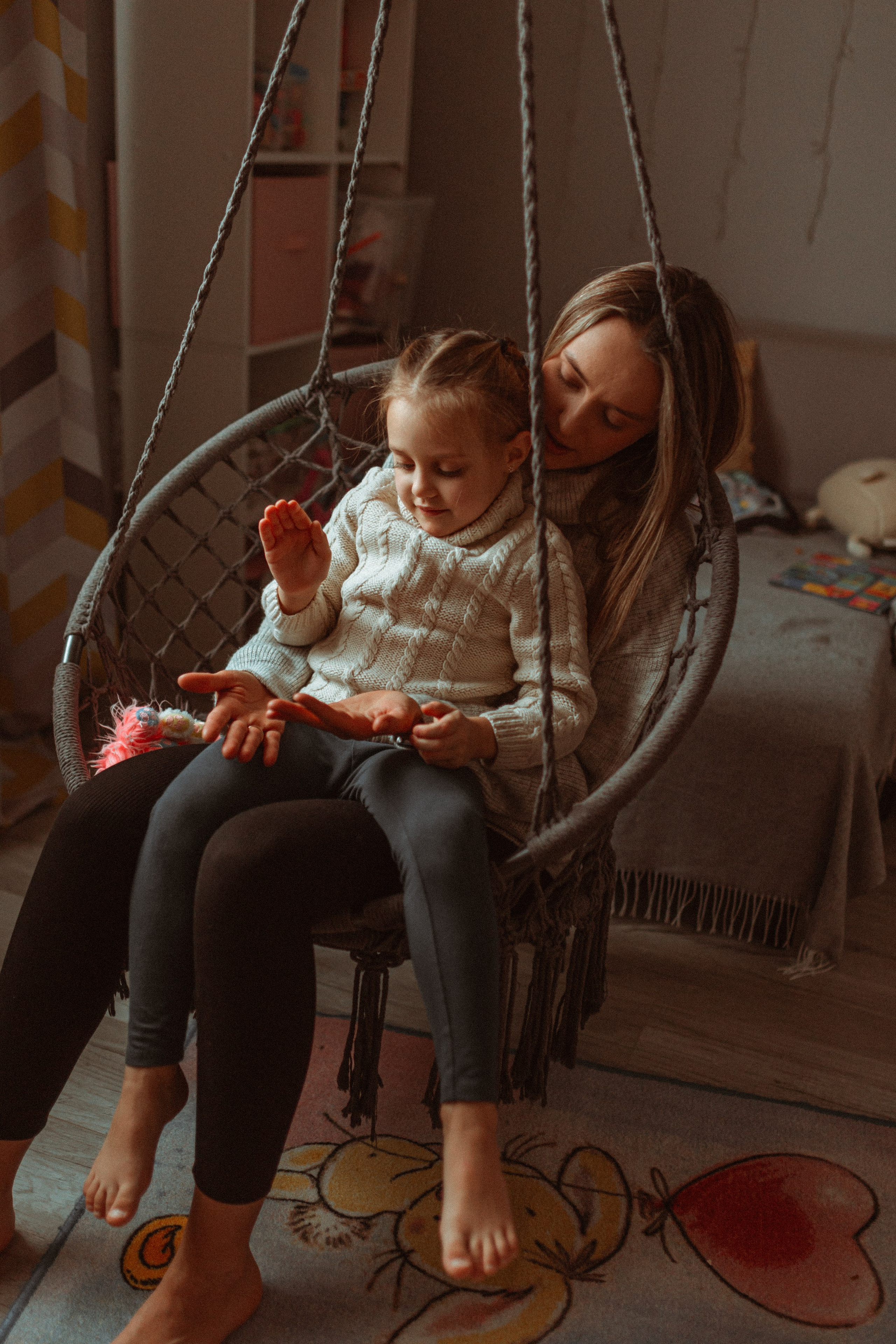 Даша и Арина. Семейный фотограф lifestyle в Новосибирске Елена Шпилевая