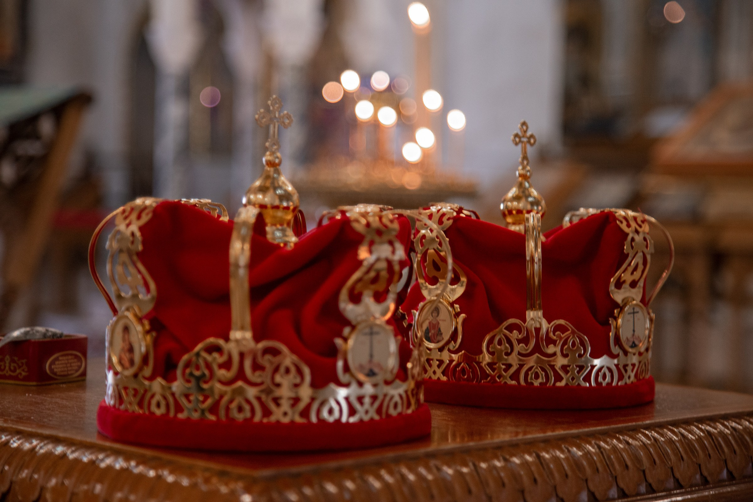 Репортажная съемка венчания в храмах Москвы. Фотограф Анна Татаурова | Авторская фотосъемка в Москве