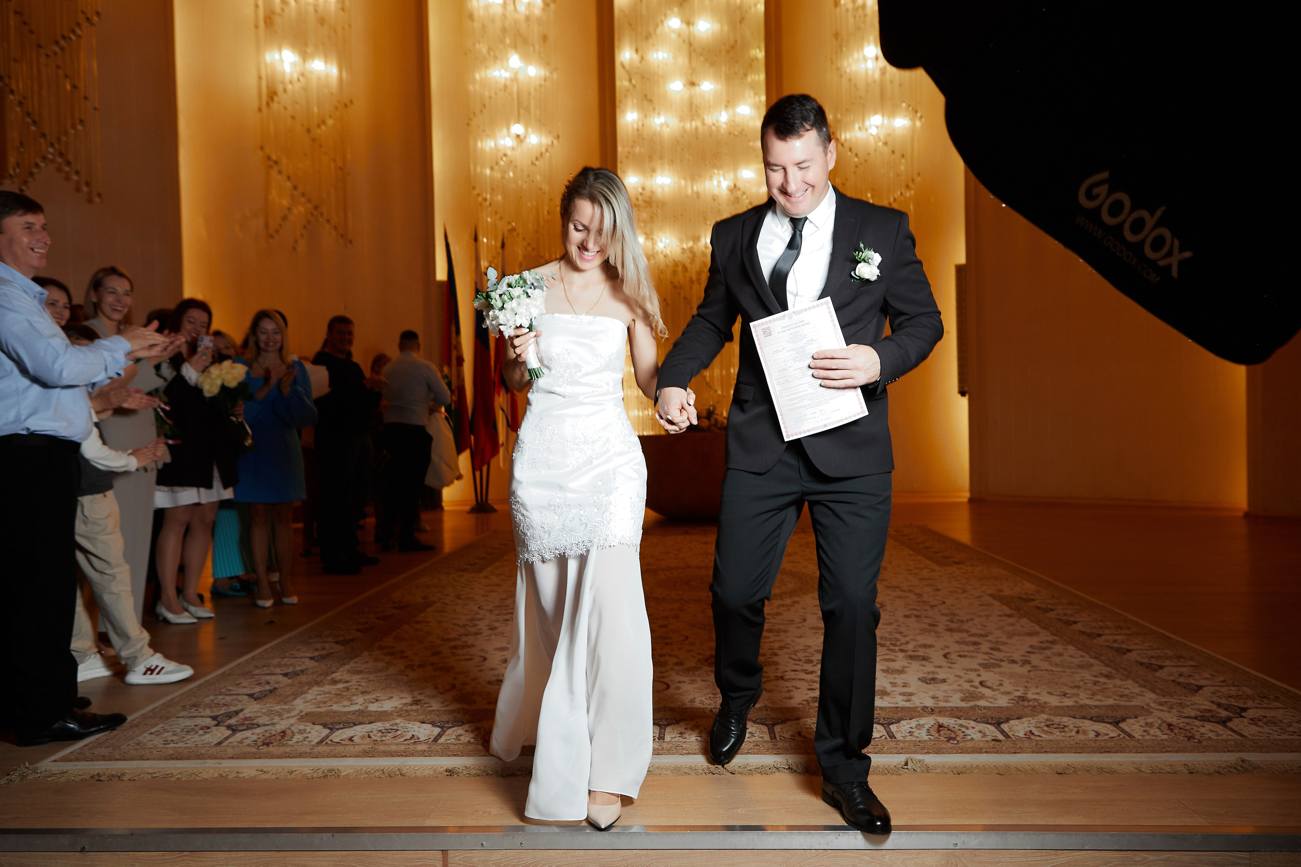 Свадебная фотосессия в Сочи. Фотограф Сочи-Красная поляна. Свадебный и семейный фотограф в Сочи-Красной поляне Ларионова Анна