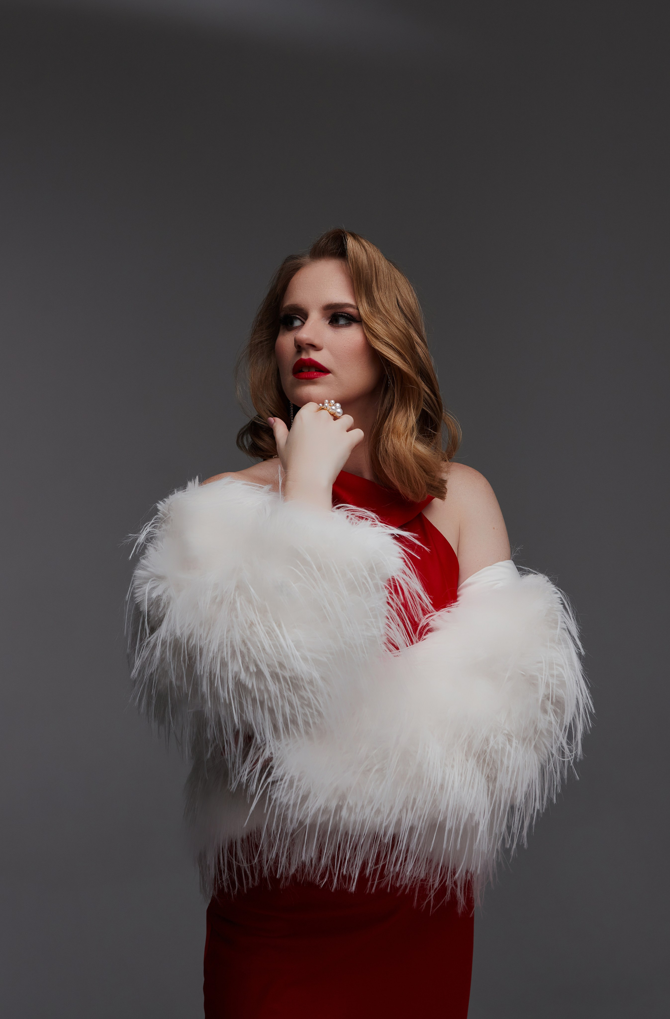 Алена рэд. Свадебный и семейный фотограф в Сочи-Красной поляне Ларионова Анна