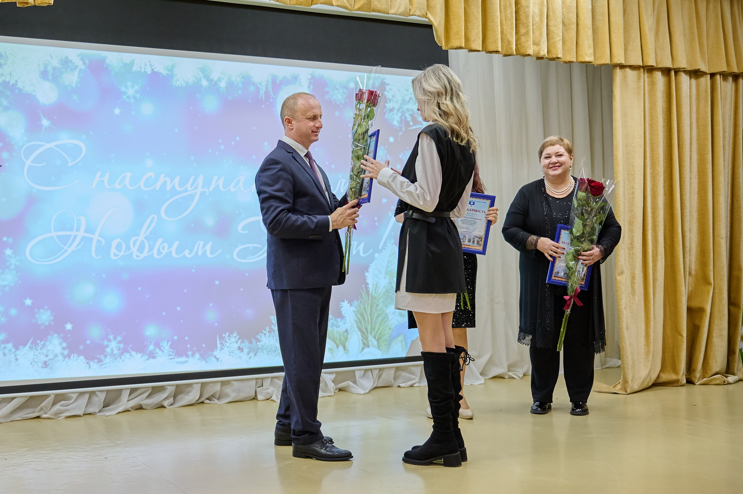 Концерт в ДК с. Виноградное. Жизнь курорта Кабардинка в фотографиях