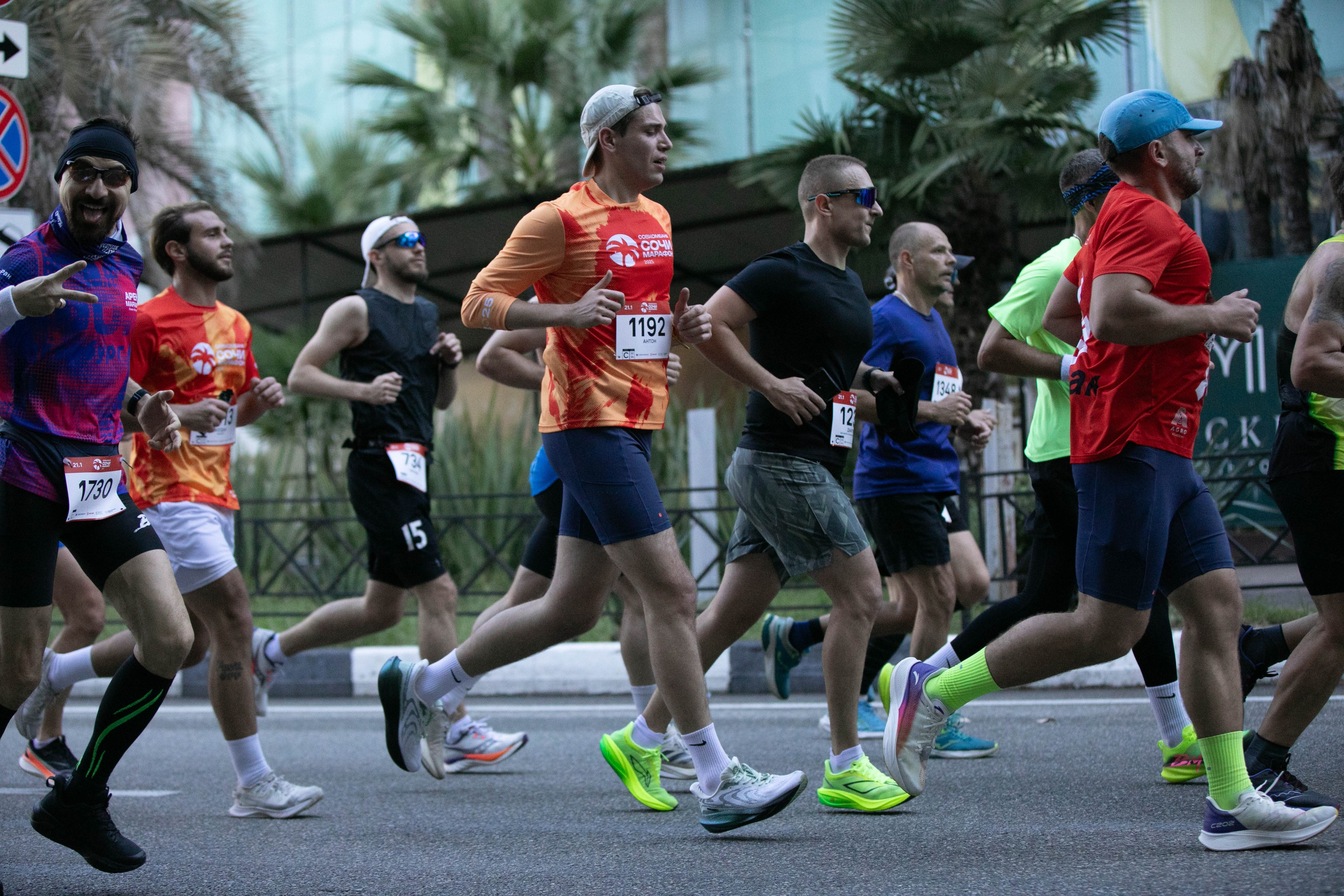 Сочи Марафон по бегу — 2025.11.03. Фотограф из Сочи Регина Труфанова