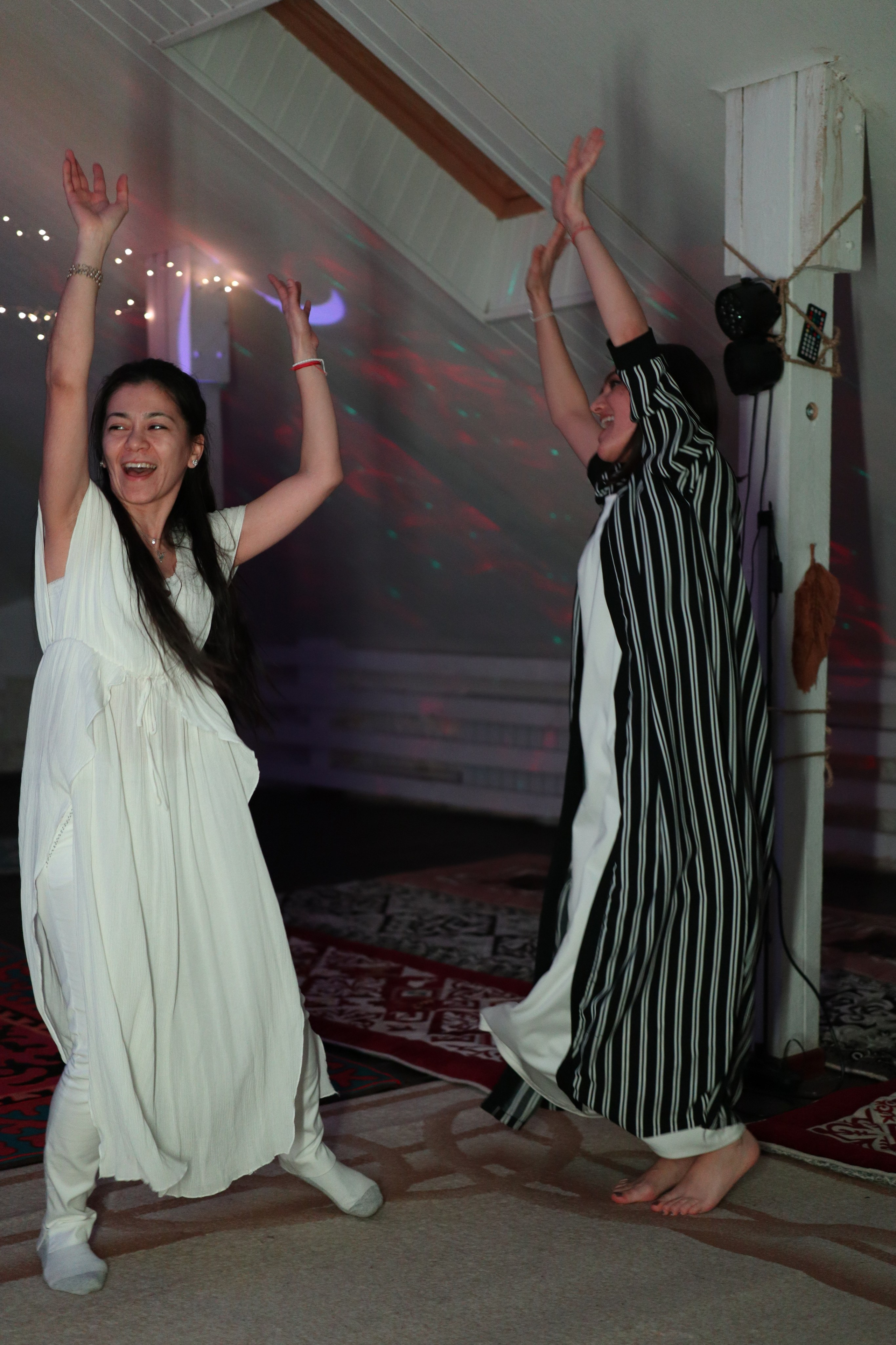 Bhakti Mantra. Photo Ninja