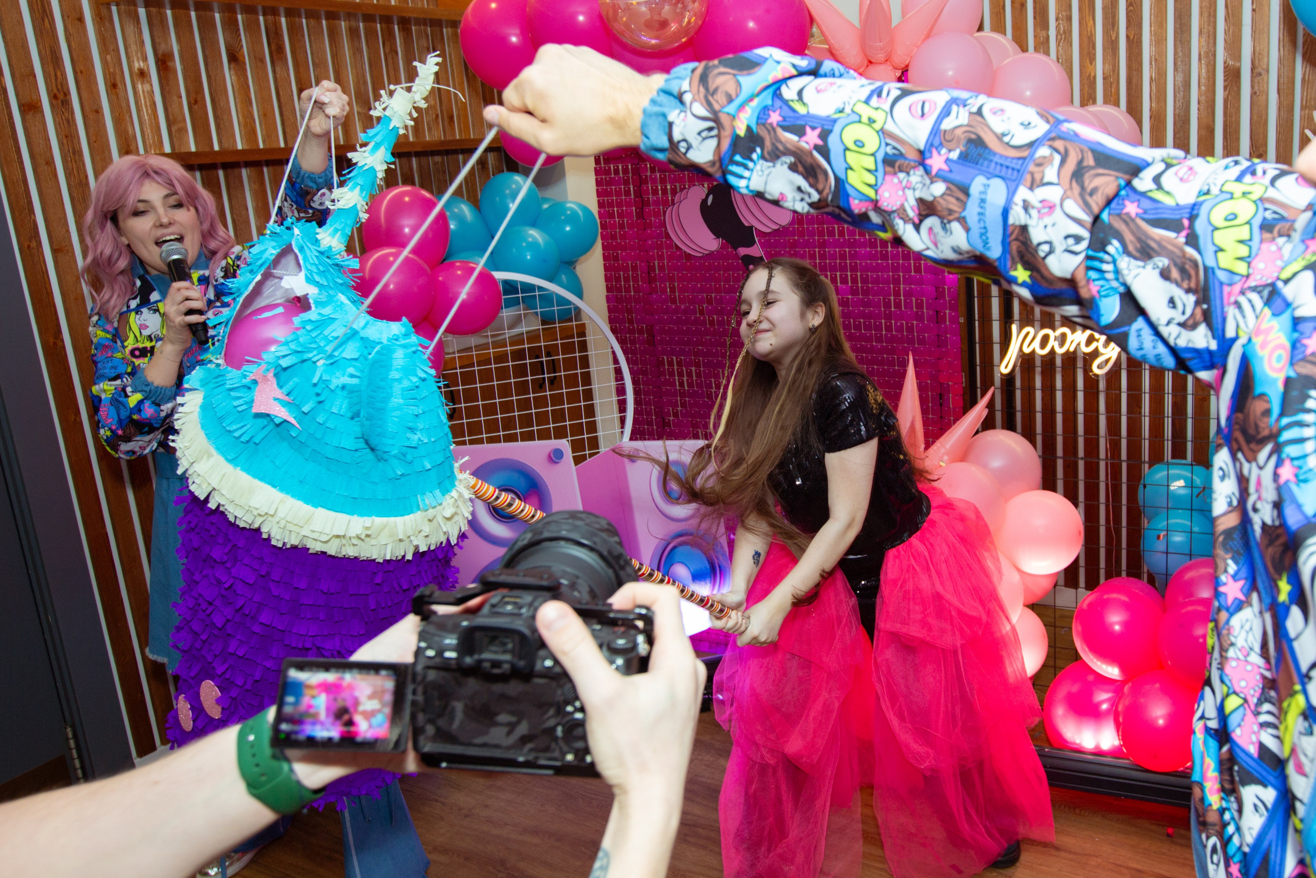 День рождения Ульяны. Фотограф Антонина Свешникова. ВЫПУСКНЫЕ ФОТОКНИГИ для детских садов и школ. Москва, Владимир