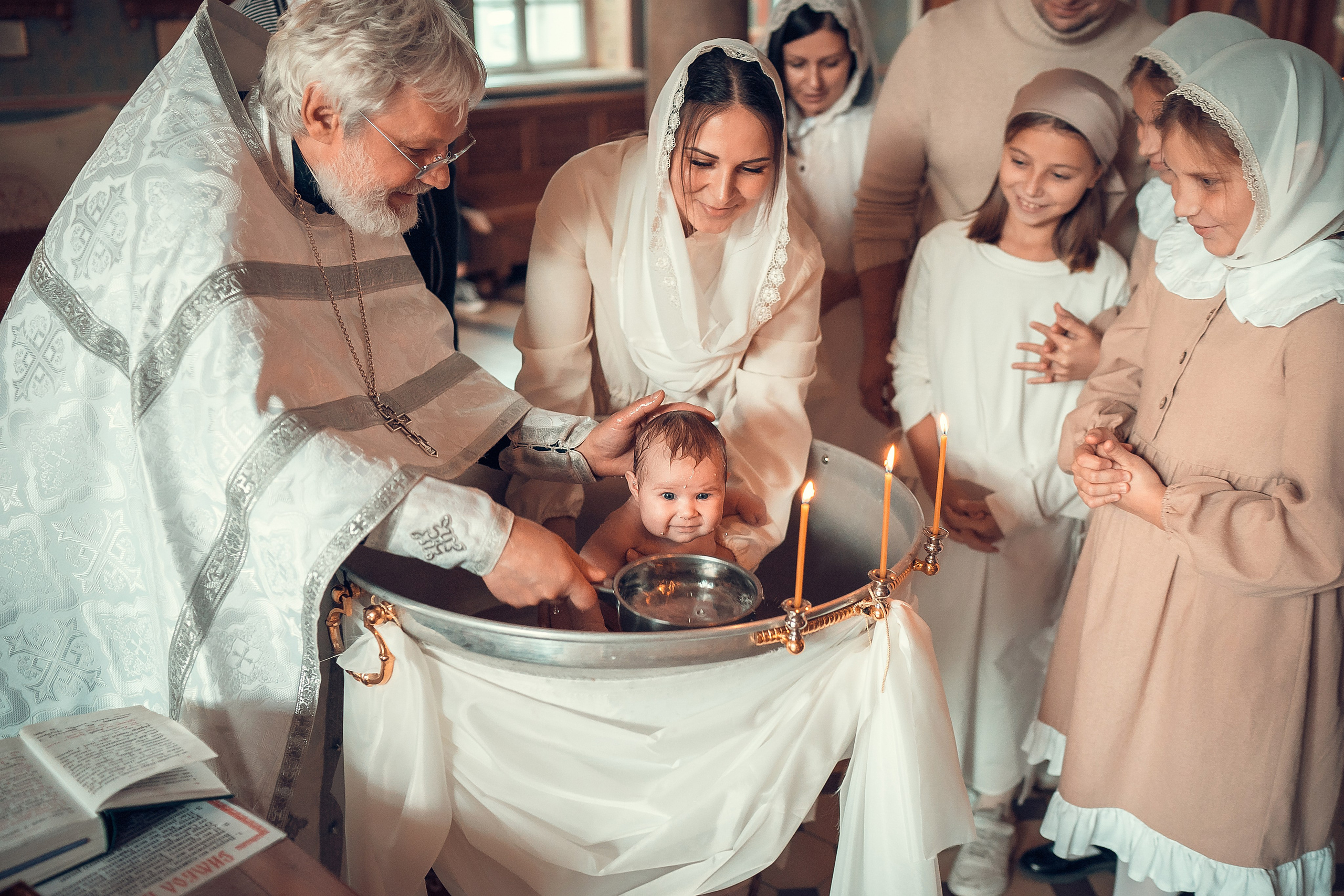 Таинство Крещения Красноярск. Фотограф на Крещение и Венчание в Красноярске Рамазанова Юлия