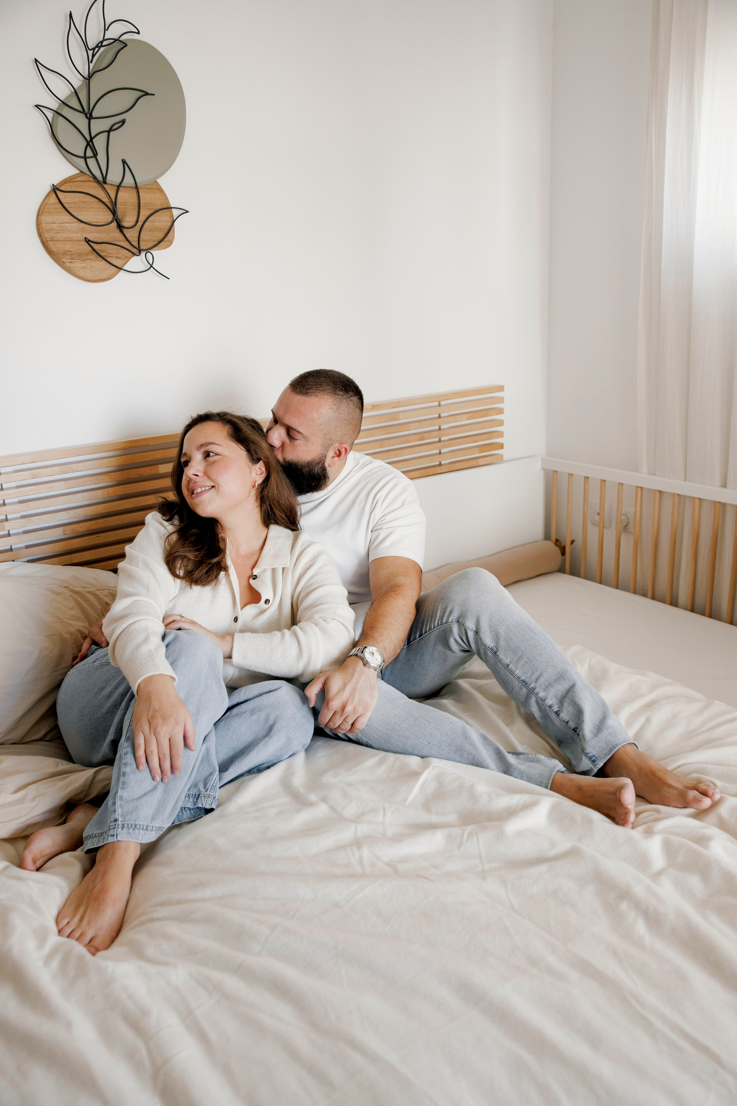 Pregnancy & Family photoshoot at home. Wedding and family photographer