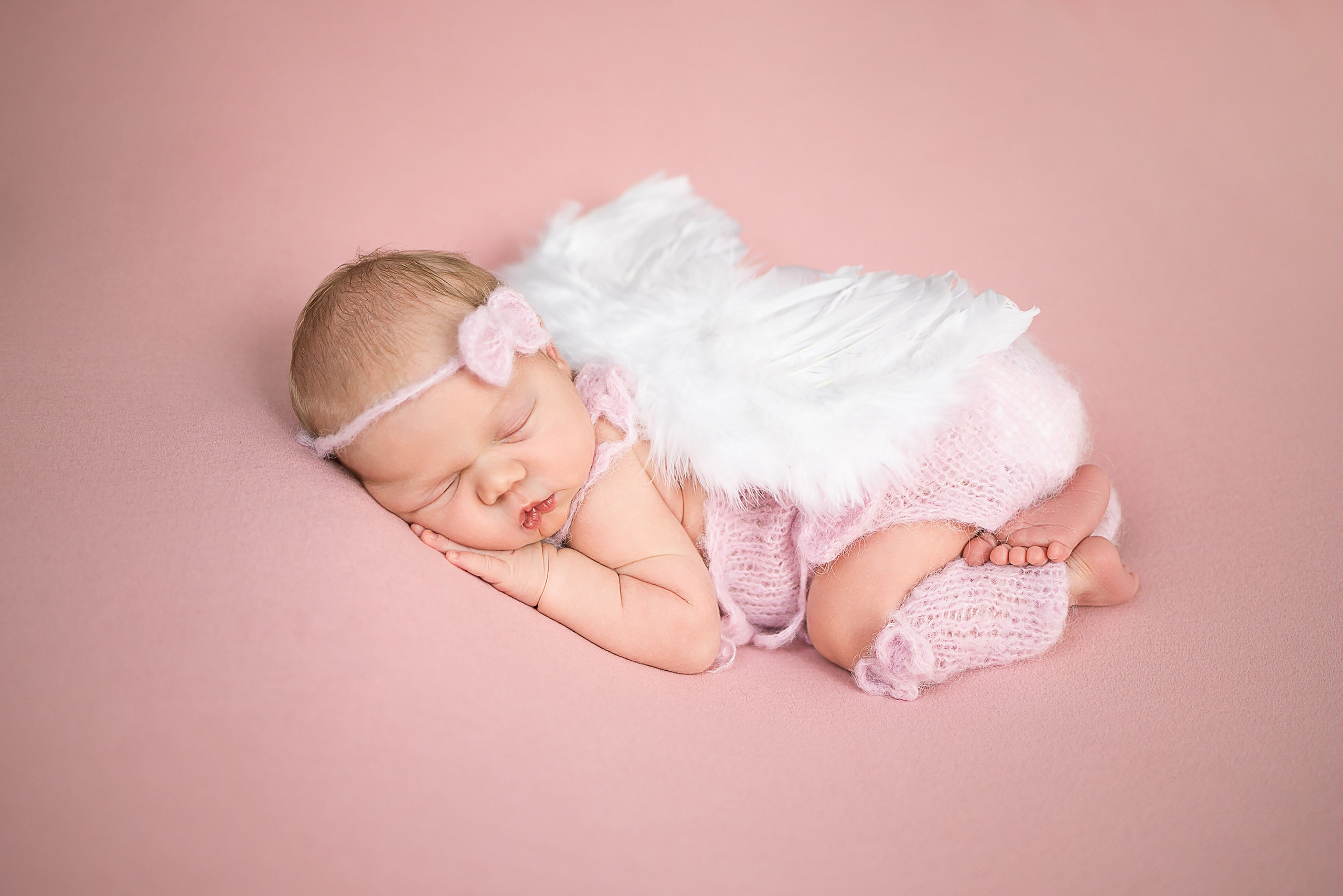 Фотосессия новорожденного. Фотограф новорожденных в Новосибирске
