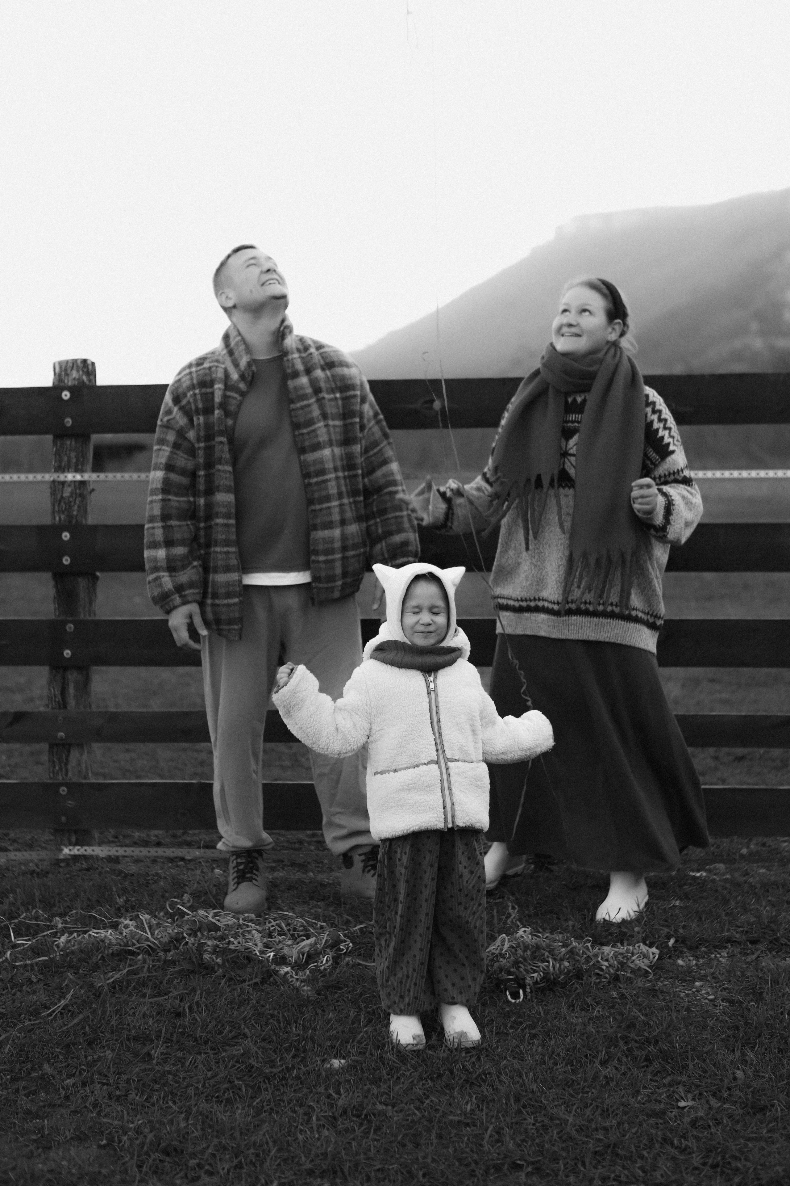 Чудесная девочка Майя и её родители. Фотограф в Крыму Богдана Захарчук