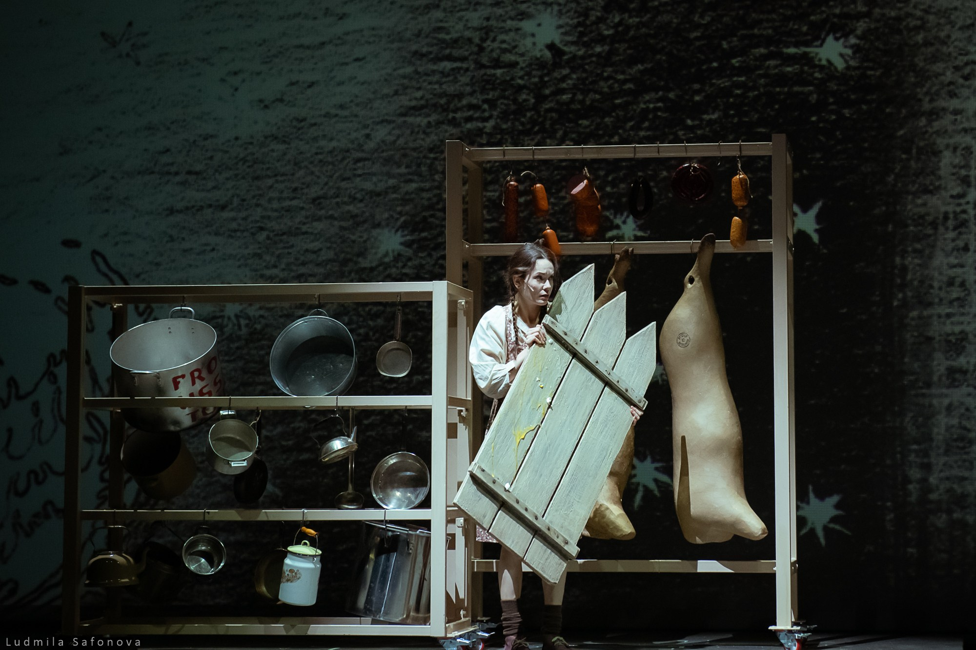 Весёлые ребята, театр на Таганке. Lucytheatre