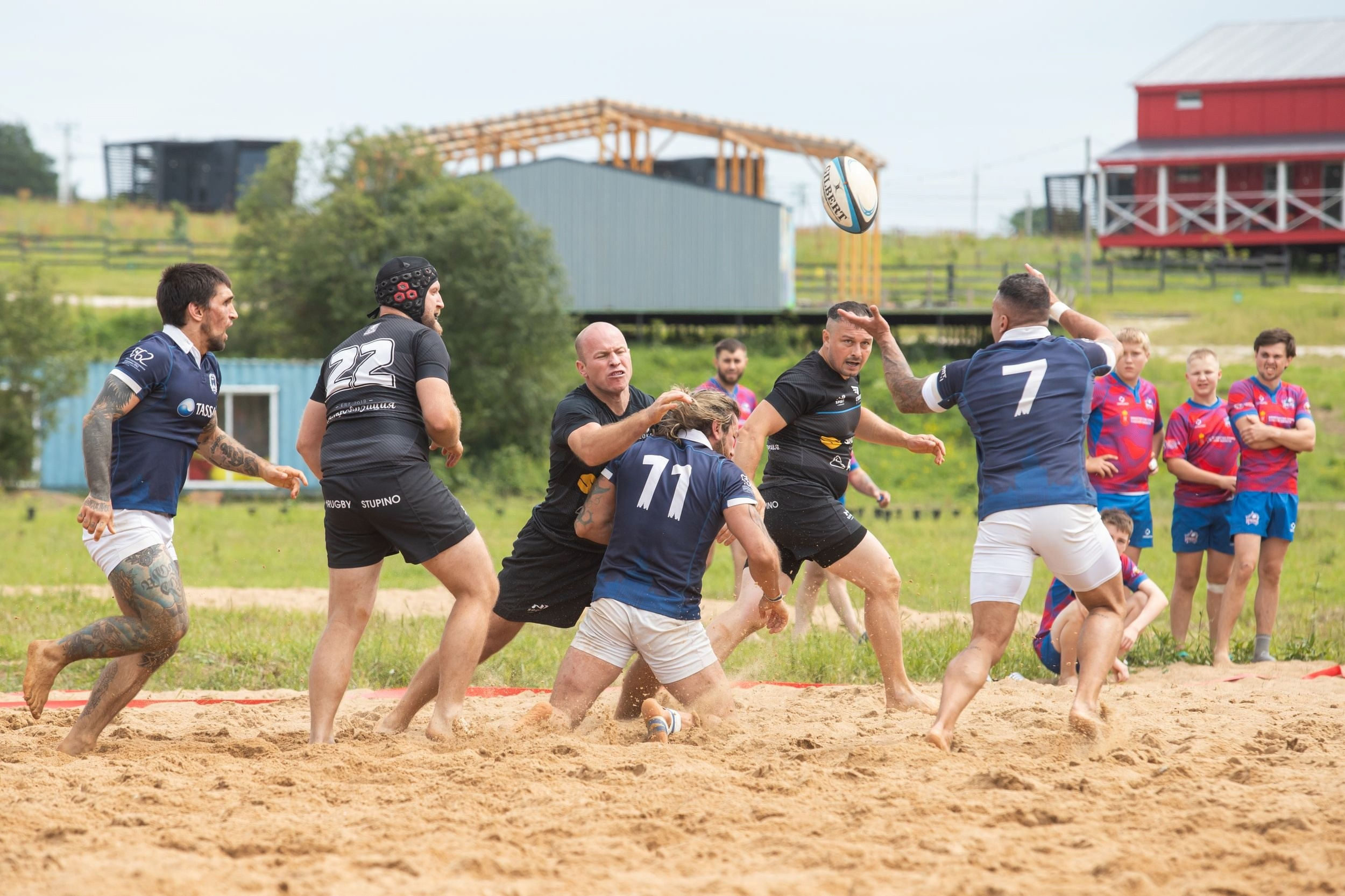 Открытое первенство Тульской области по пляжному регби среди мужских команд. (28 июня 2025). Репортажный фотограф Алексей Пирязев
