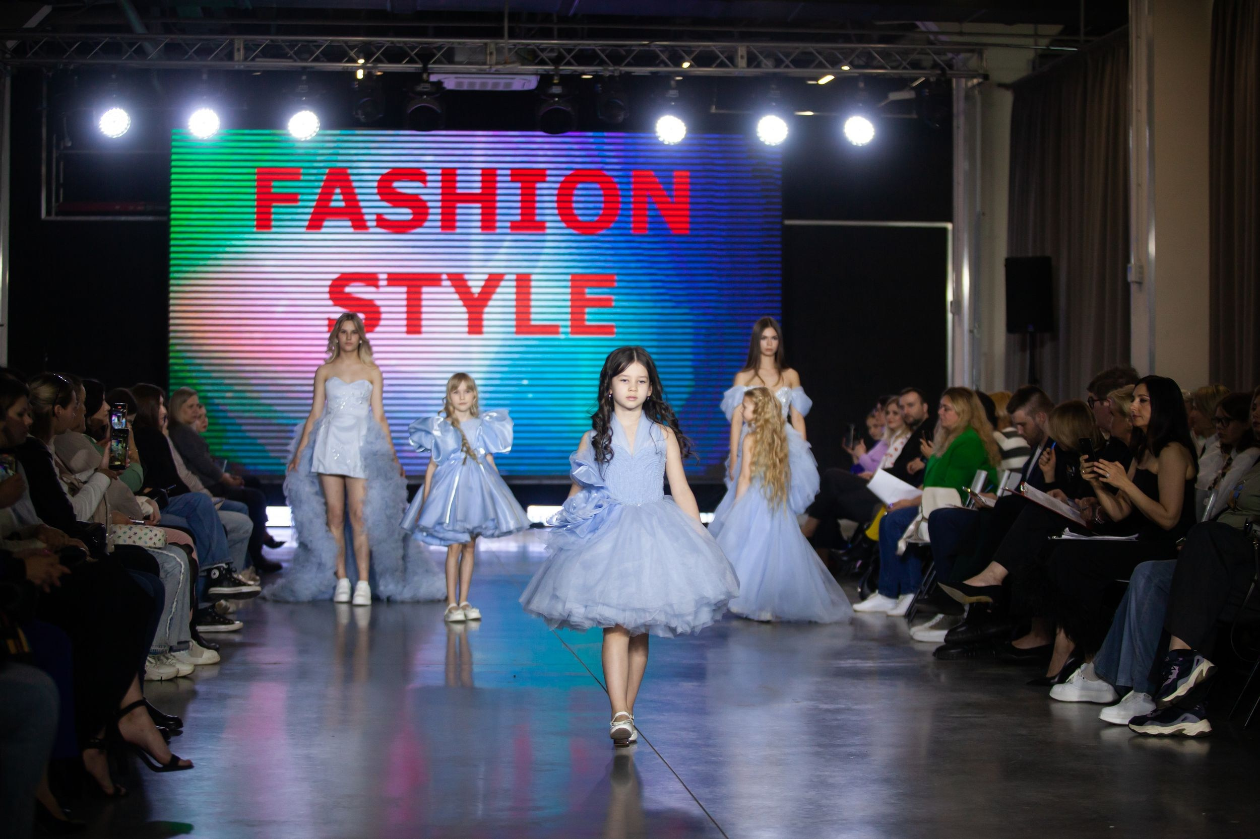 Фестиваль моды и красоты Fashion Style (11 мая 2024). Репортажный фотограф Алексей Пирязев