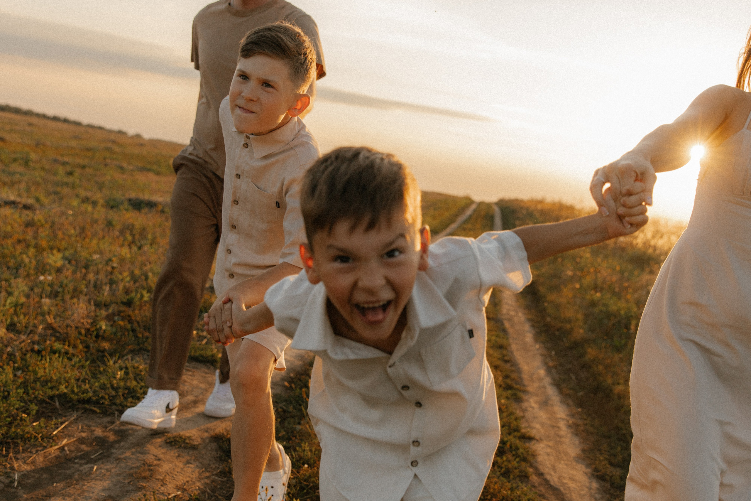 Летний вечер одной семьи. Фотограф Ульяна Дивина в Нижнем Новгороде и Нижегородской области