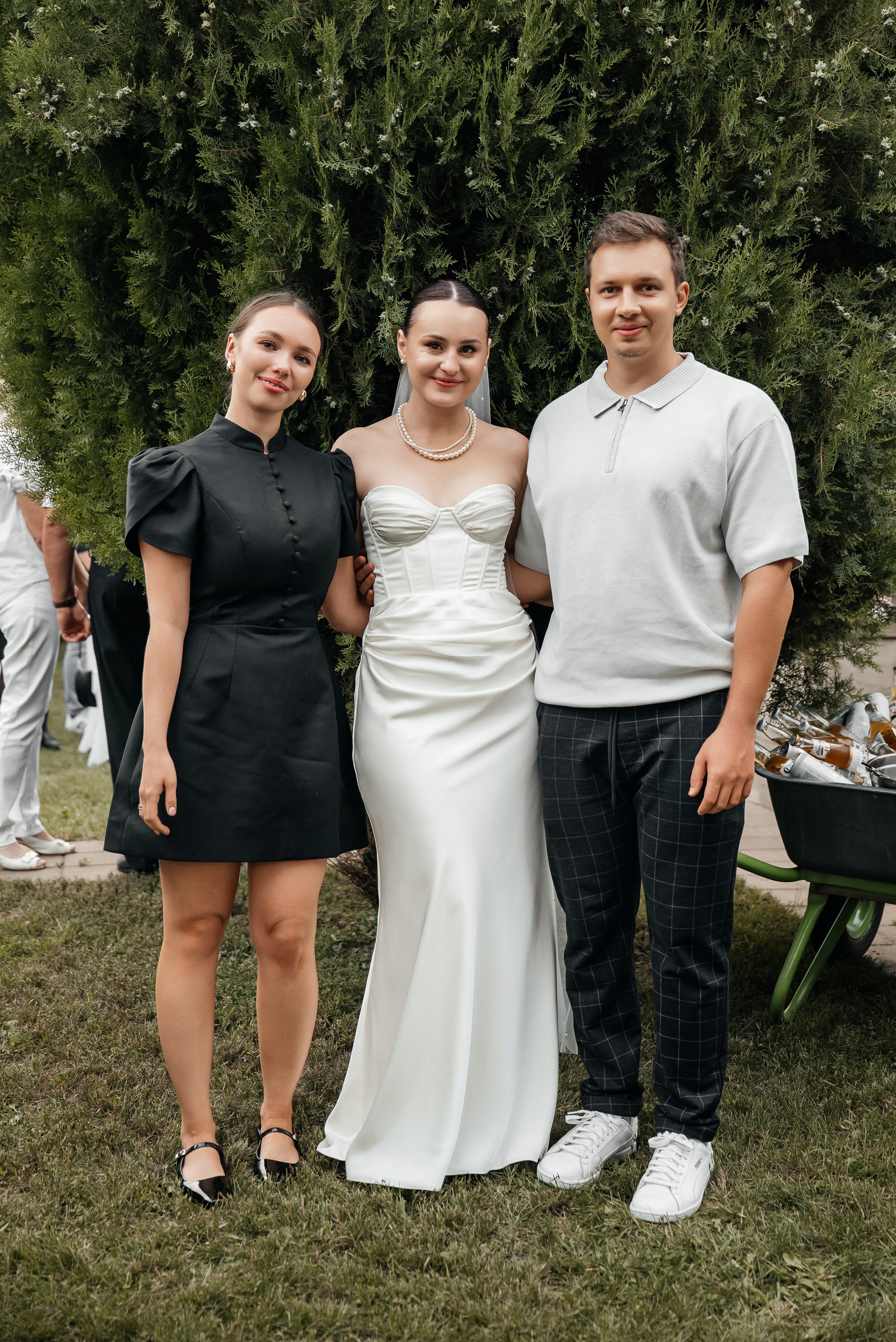 «Свадьба Даши и Артема». Школьный фотограф в Валуйках. Фотосессии для выпускников и изготовление выпускных альбомов в городе Валуйки и в Белгородской области