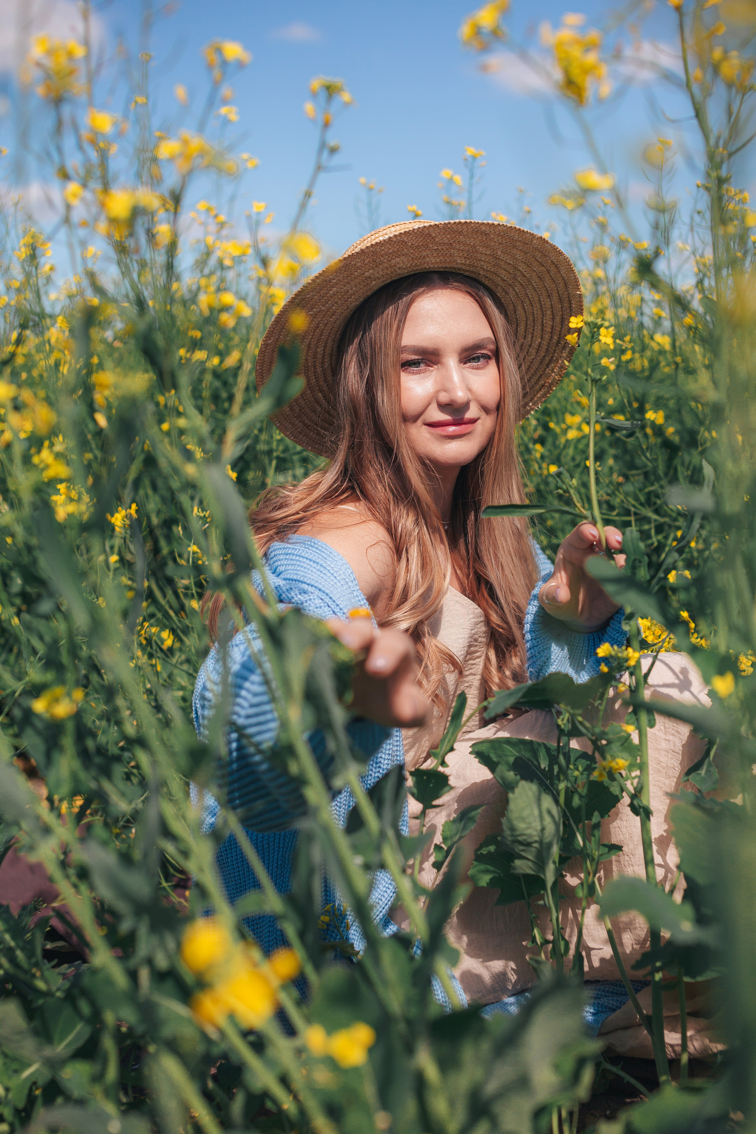 Рапсовое поле. Семейный и художественный фотограф в Тюмени Юлия Логинова