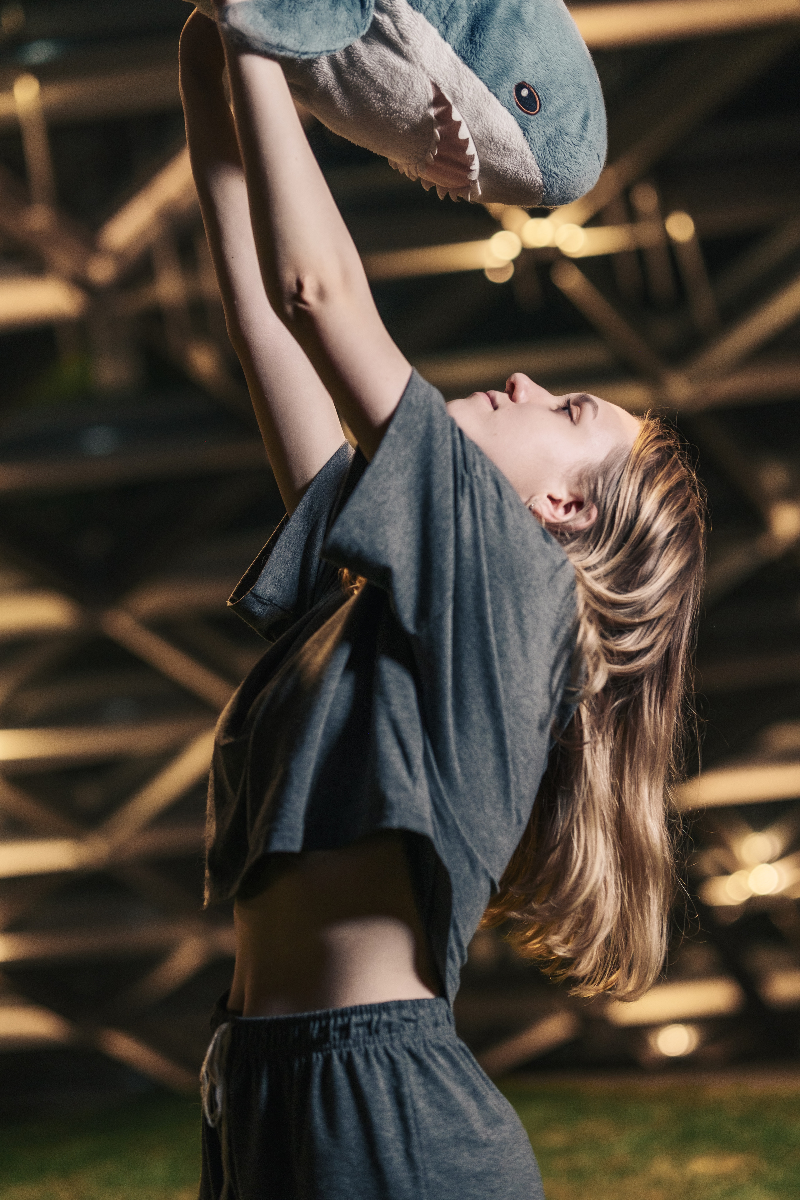 Звёздочка с акулой в Зарядье. Фотограф в Москве Максим Скоробогатов