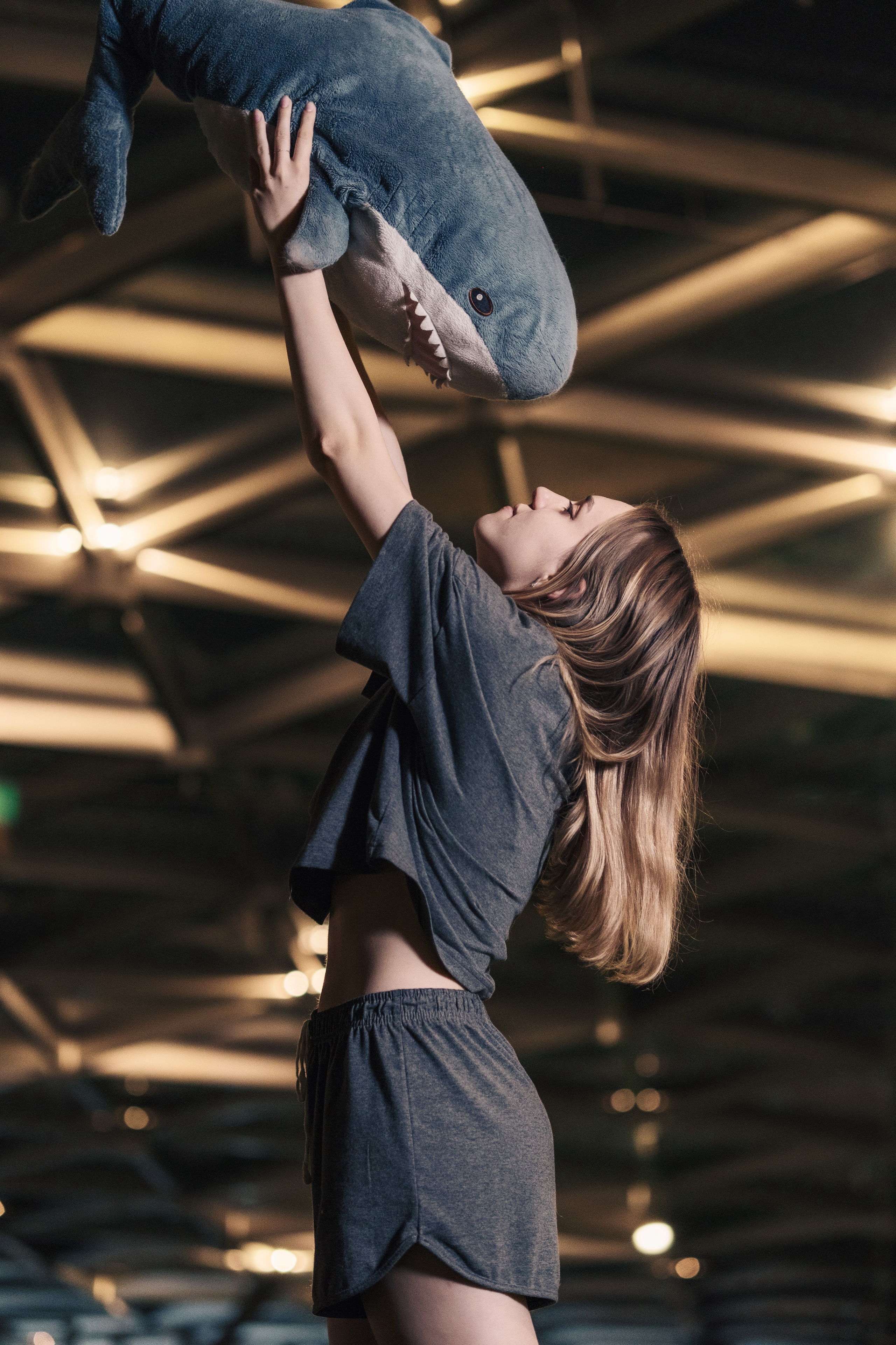 Звёздочка с акулой в Зарядье. Фотограф в Москве Максим Скоробогатов